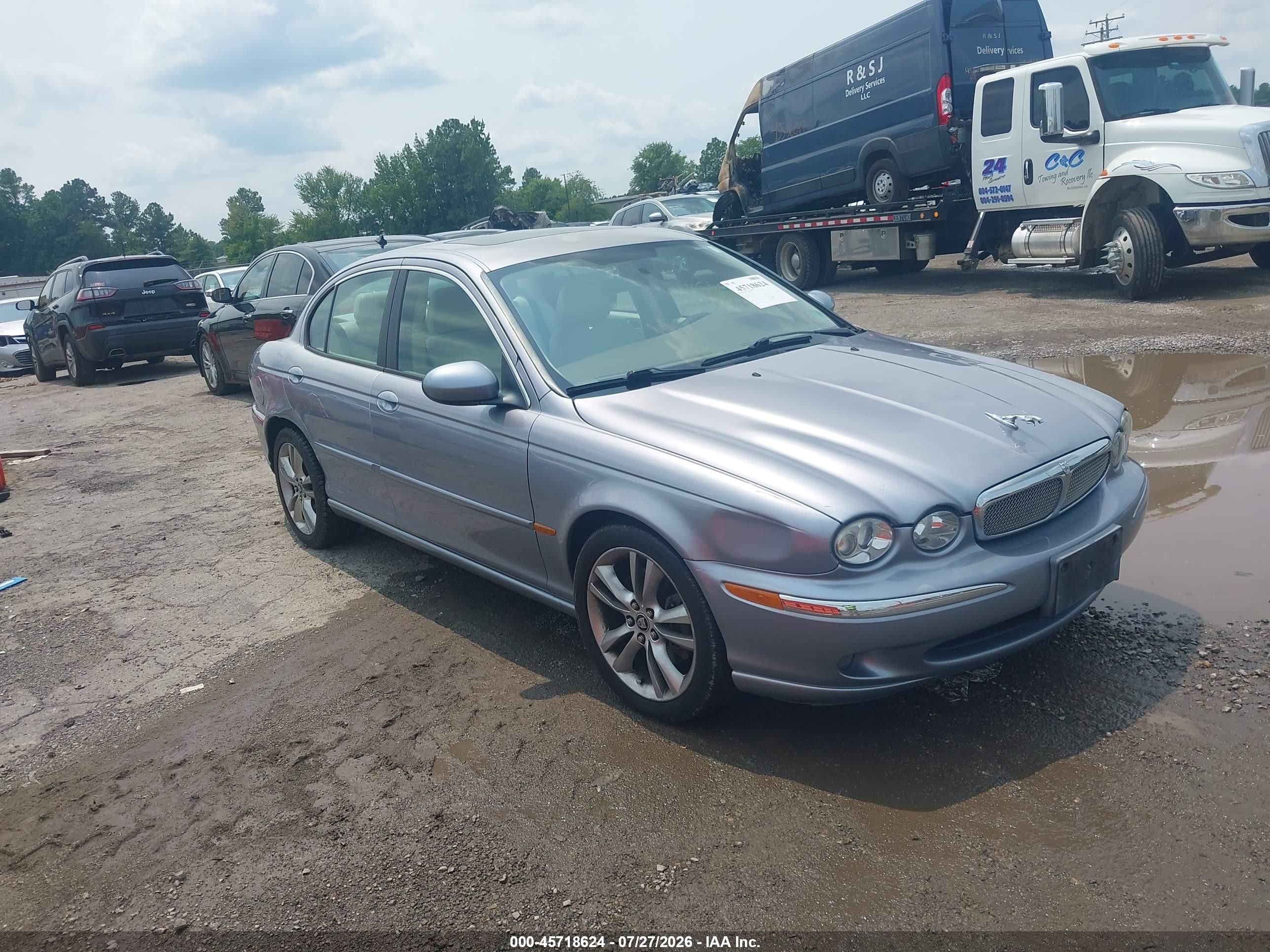 2007 Jaguar X-Type, VIN SAJWA51A87WJ14347 — Side