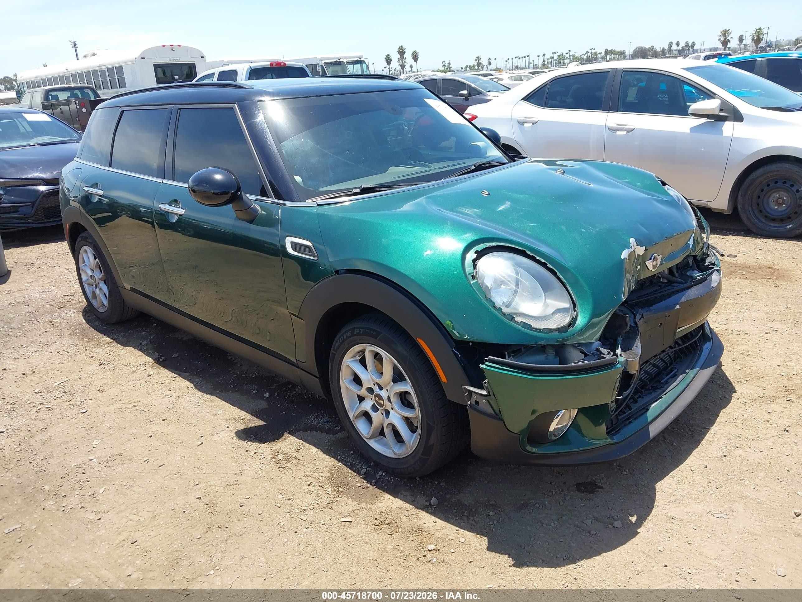 2016 MINI Clubman, VIN WMWLN5C53G2E06940 — Normal wear