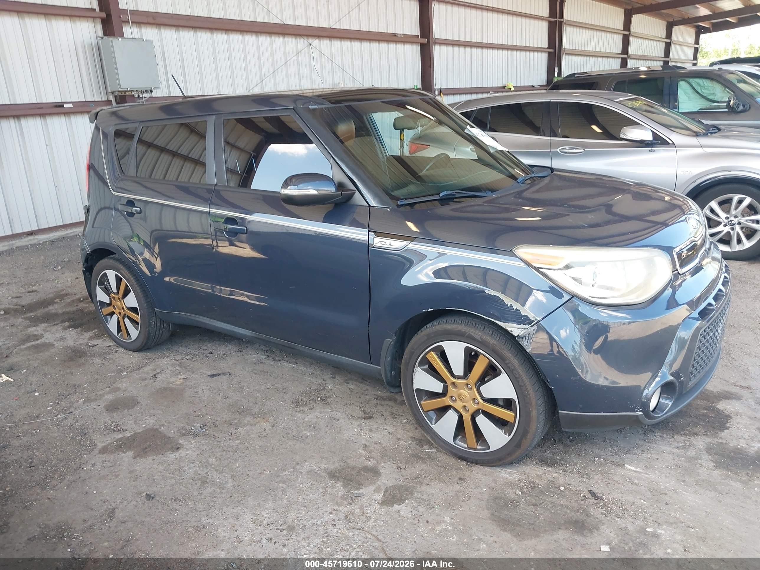 2015 Kia Soul +, VIN KNDJX3A56F7130344 — Rear end