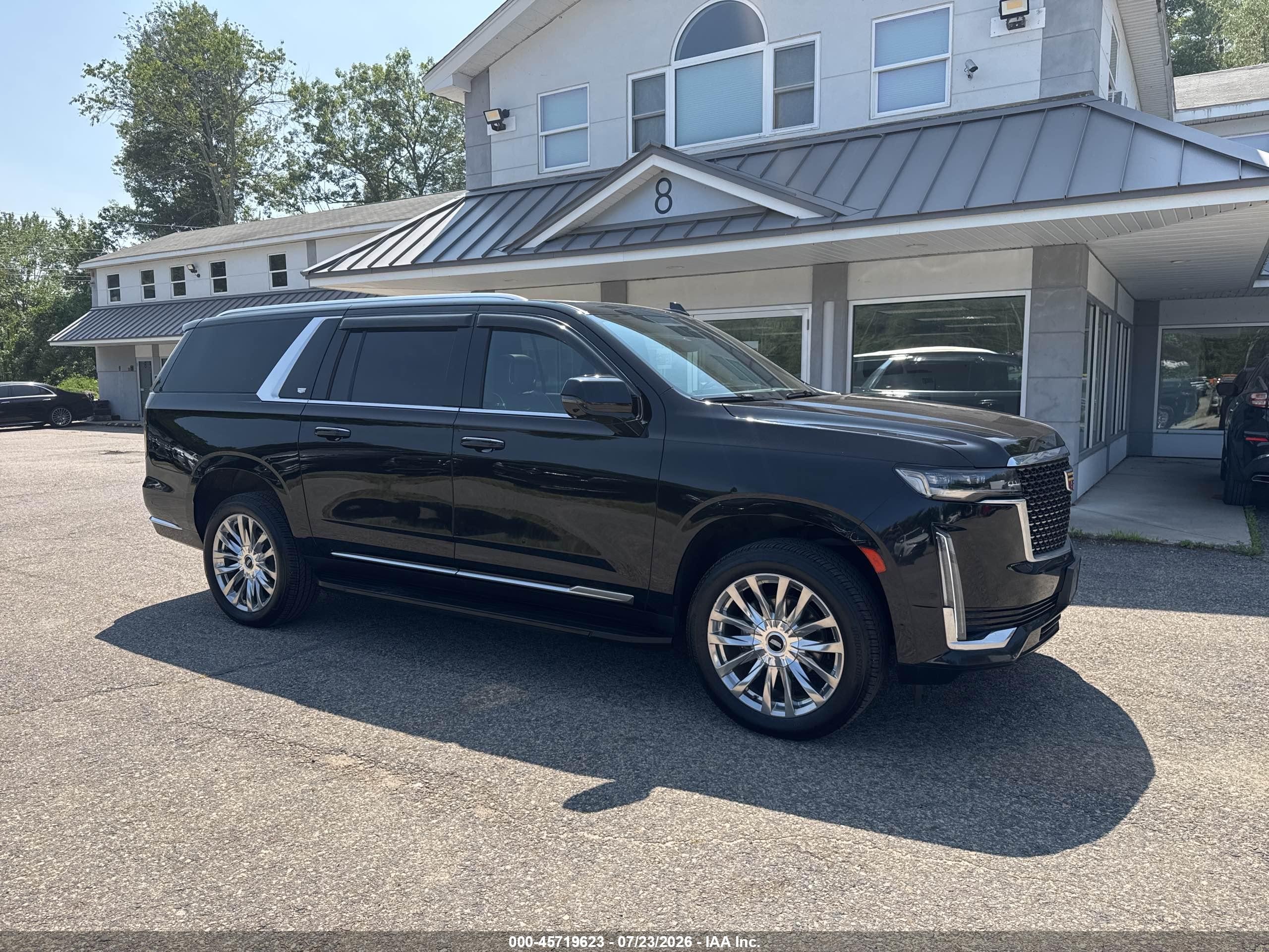 2022 Cadillac Escalade ESV Premium Luxury, VIN 1GYS4KKL5NR278597 — Normal wear