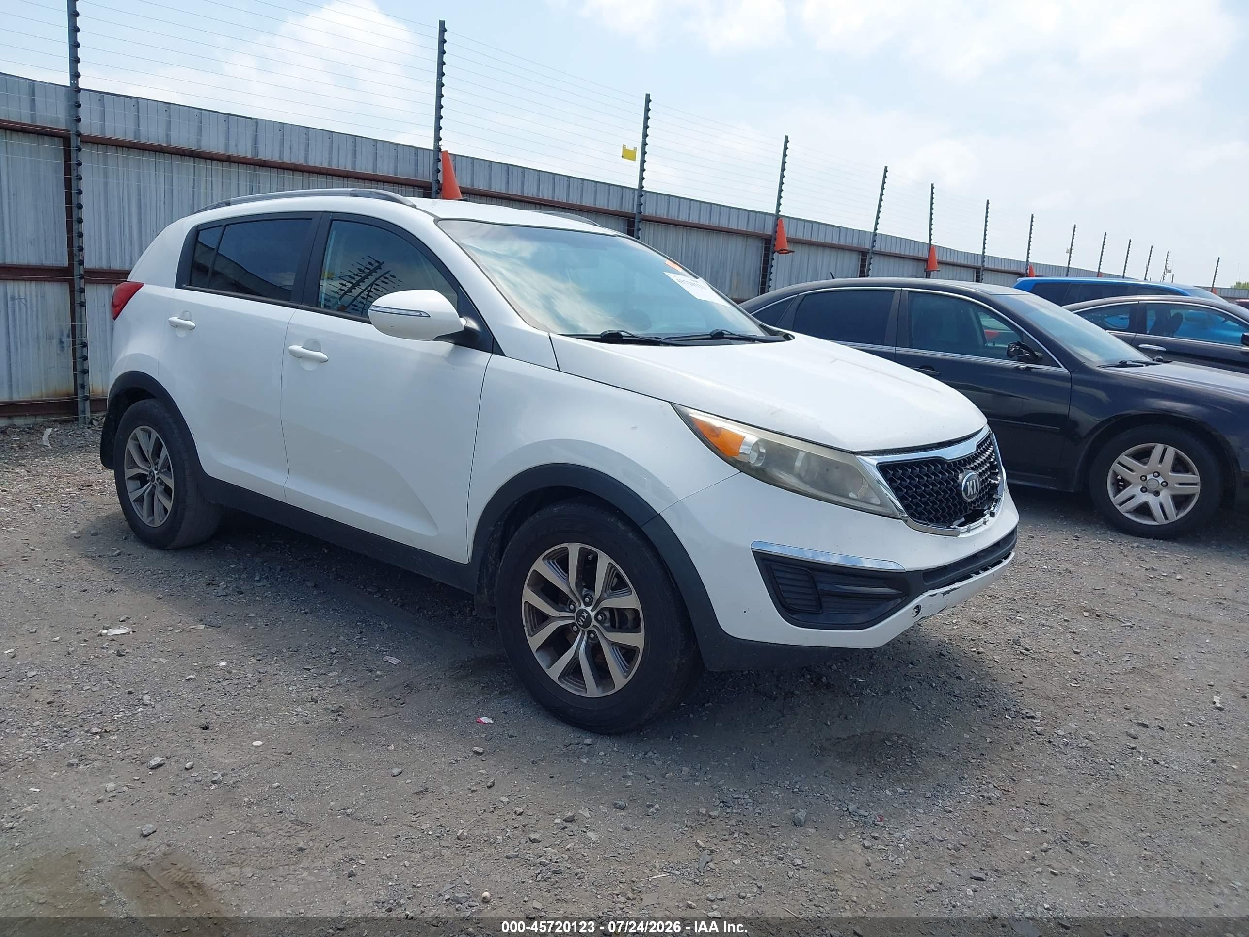 2014 Kia Sportage LX, VIN KNDPB3AC7E7566321 — Normal wear