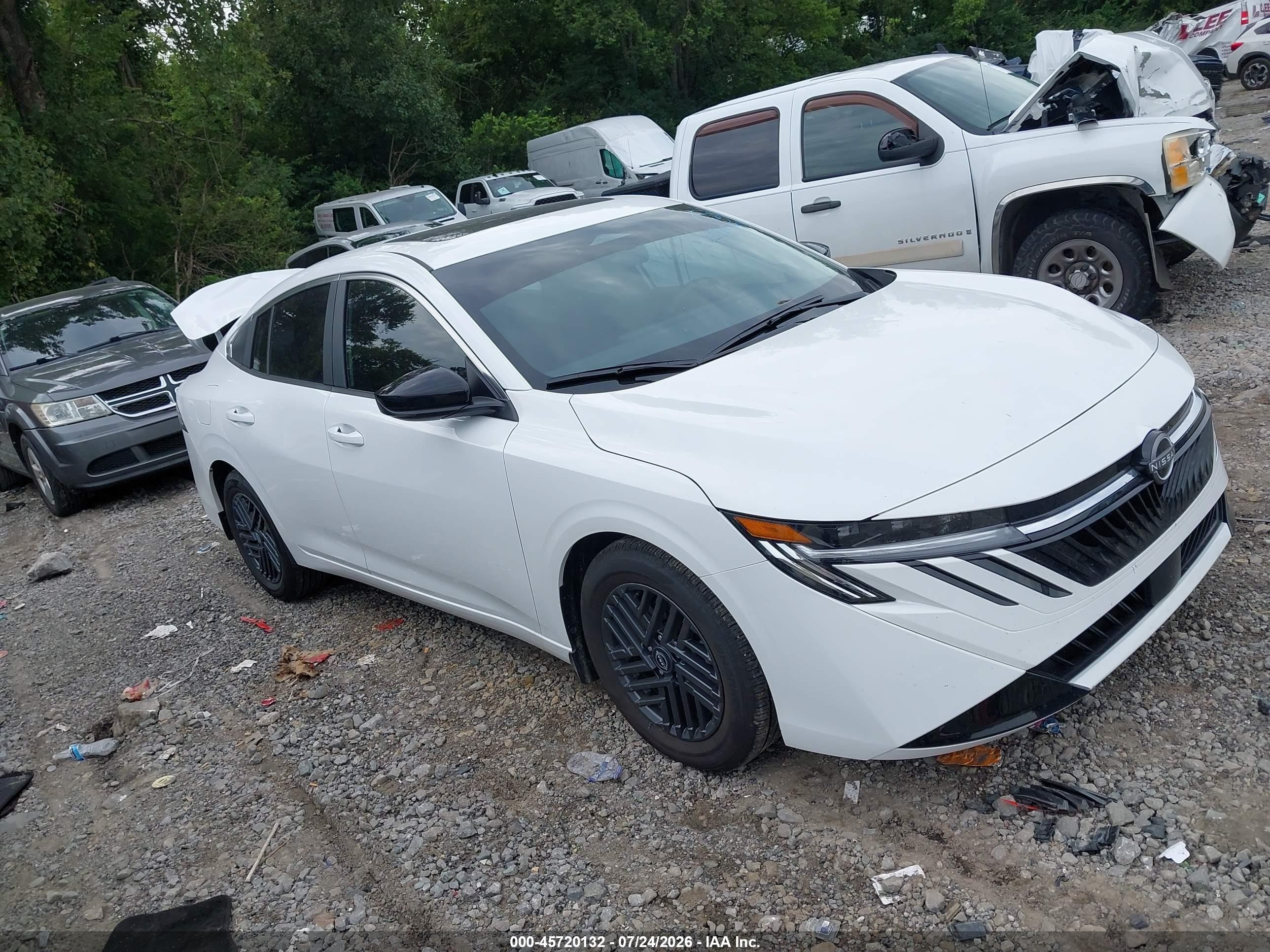 2026 Nissan Sentra SV, VIN 3N1AB9CV6TY271541 — Rear end