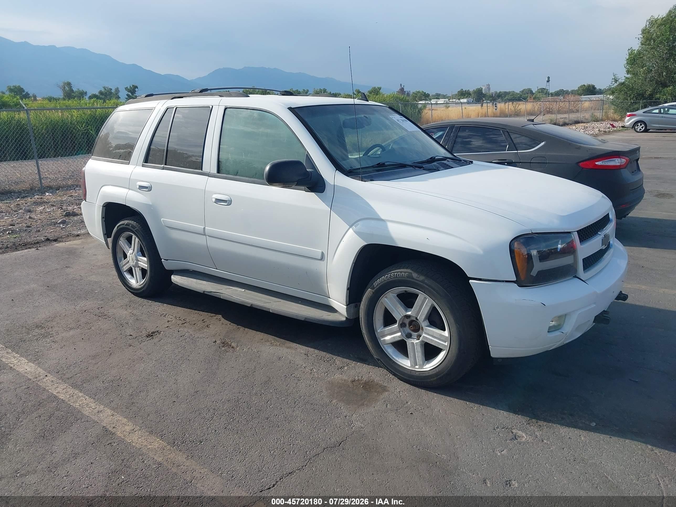 2008 Chevrolet TrailBlazer 1LT, VIN 1GNDT13S882257023 — Normal wear