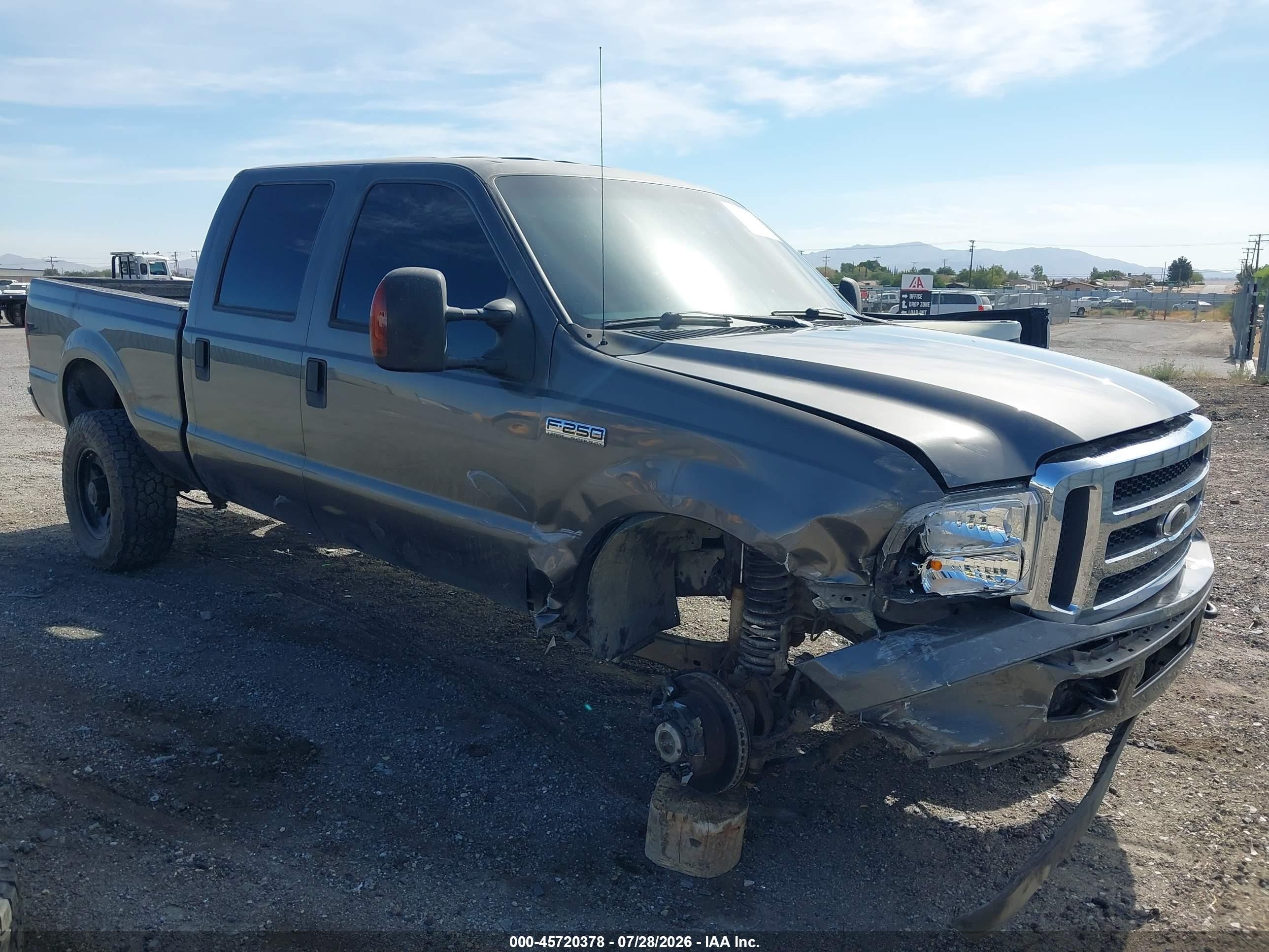 2006 Ford F-250 XL, VIN 1FTSW21P86EB19988 — Перед