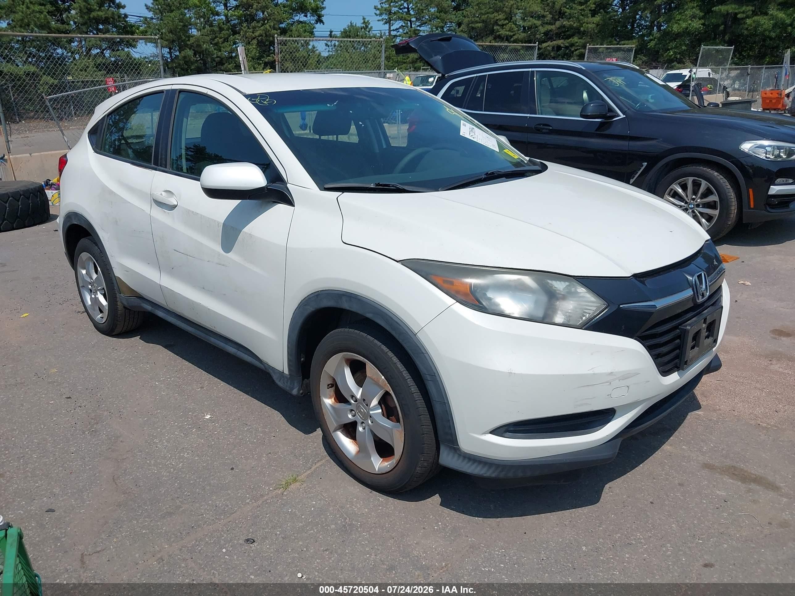 2016 Honda HR-V LX, VIN 3CZRU5G3XGM704006 — Side