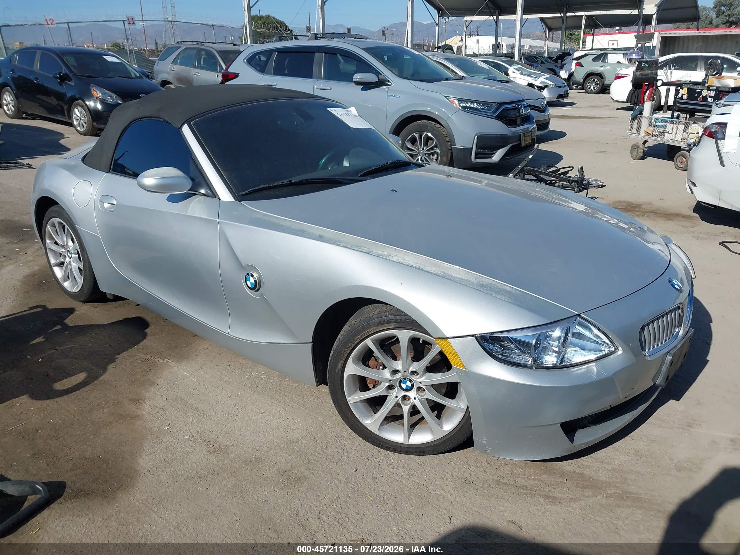 2007 BMW Z4 3.0i, VIN 4USBU33517LW70617 — Normal wear