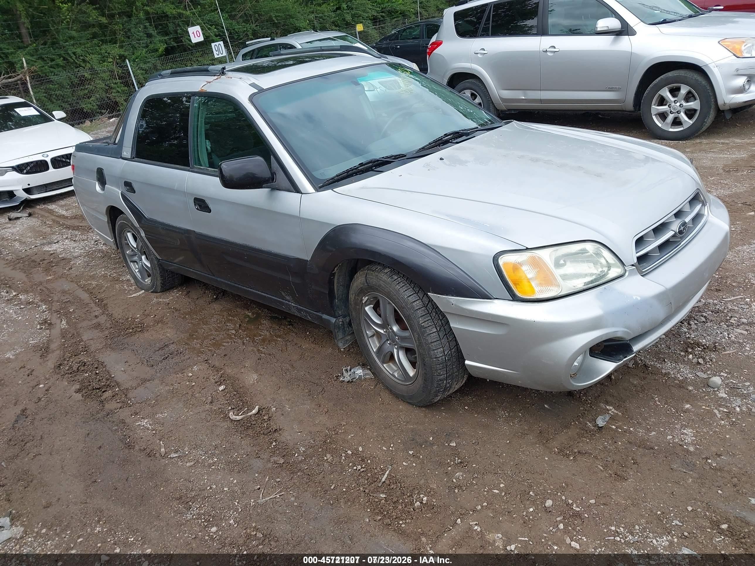 2003 Subaru Baja Special Sports, VIN 4S4BT62C437111183 — Front end