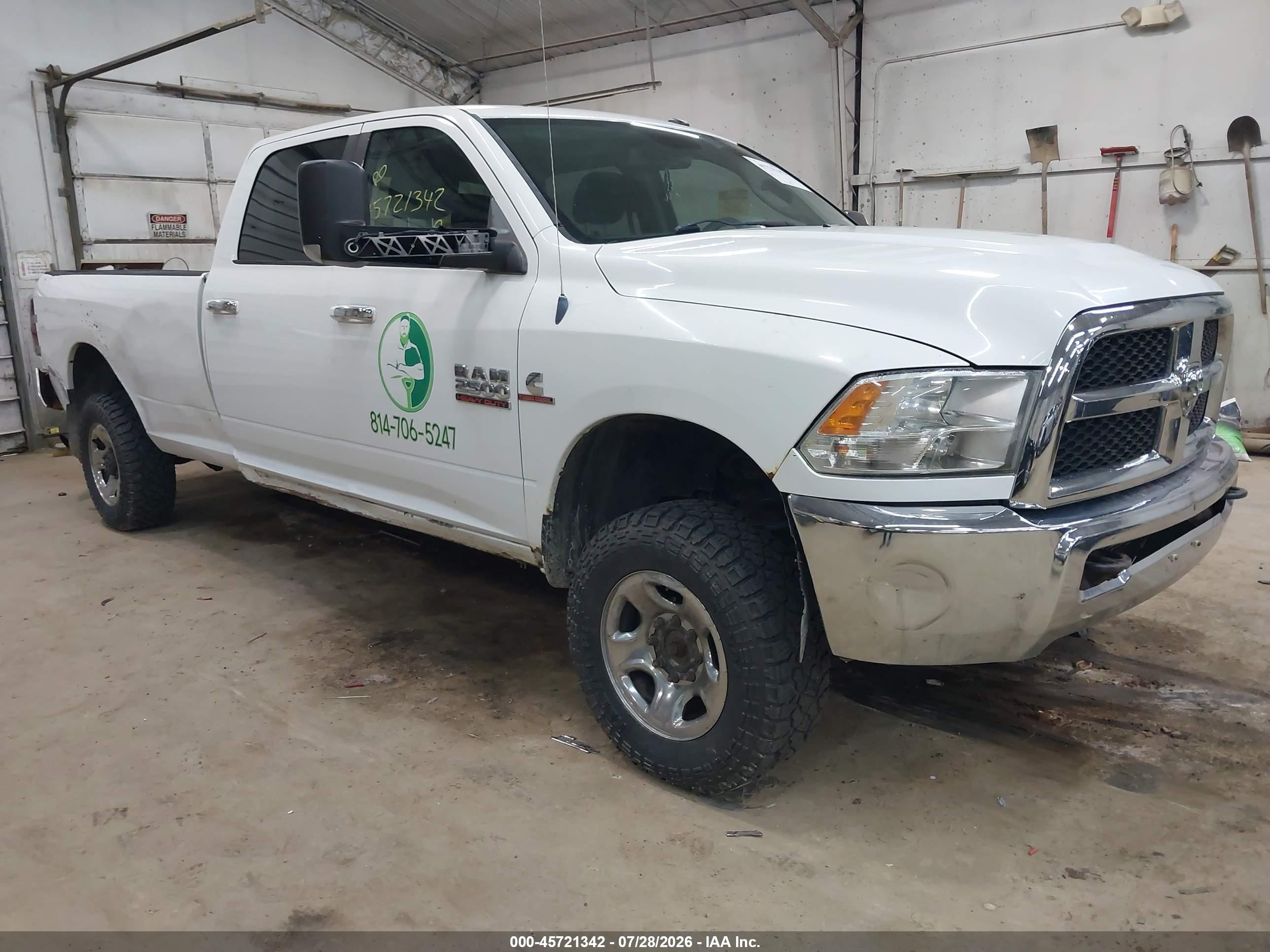 2013 Ram 2500 Tradesman, VIN 3C6UR5HL9DG545741 — Rear end