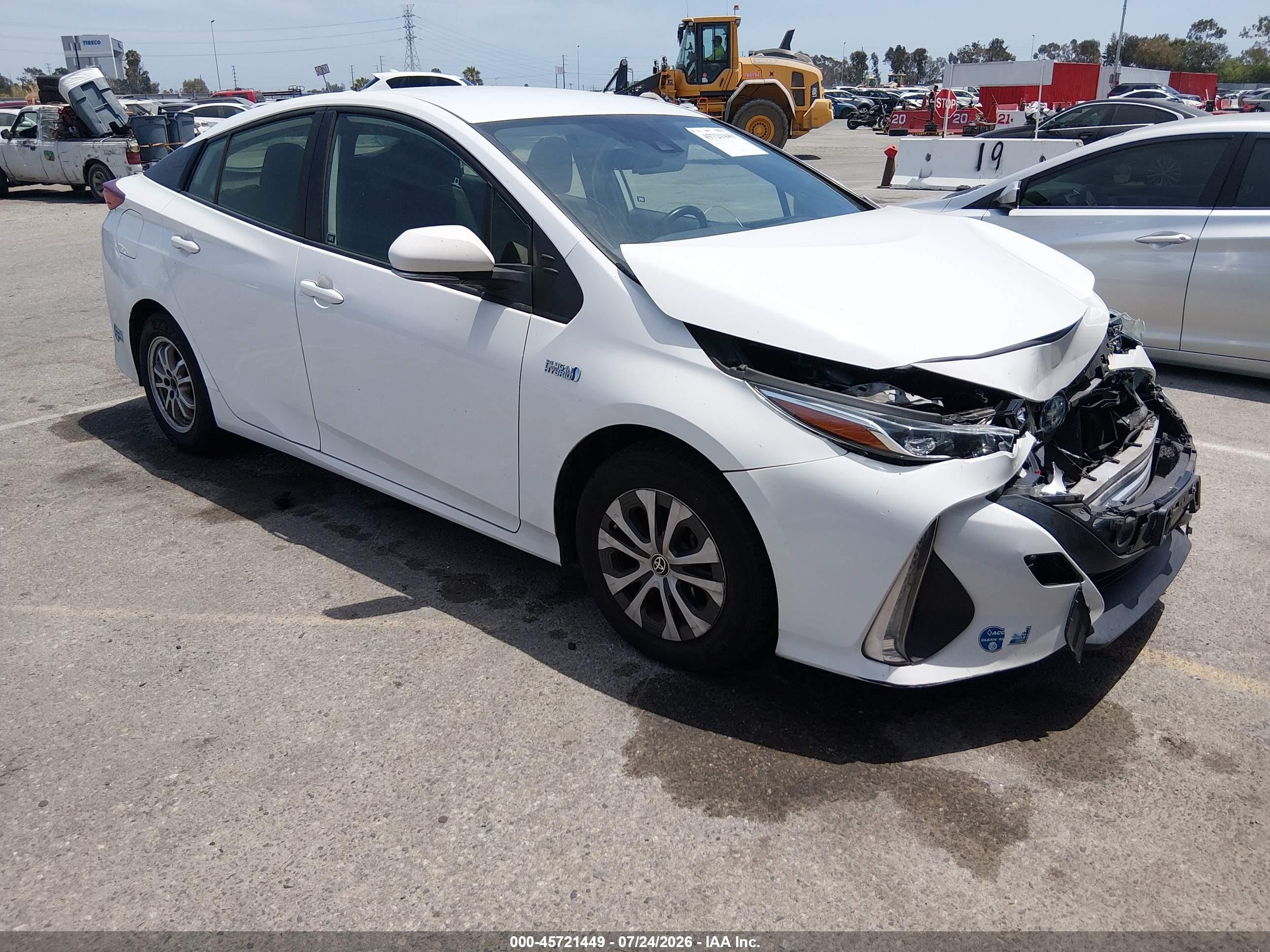 2021 Toyota Prius Limited, VIN JTDKAMFP3M3168849 — Front end