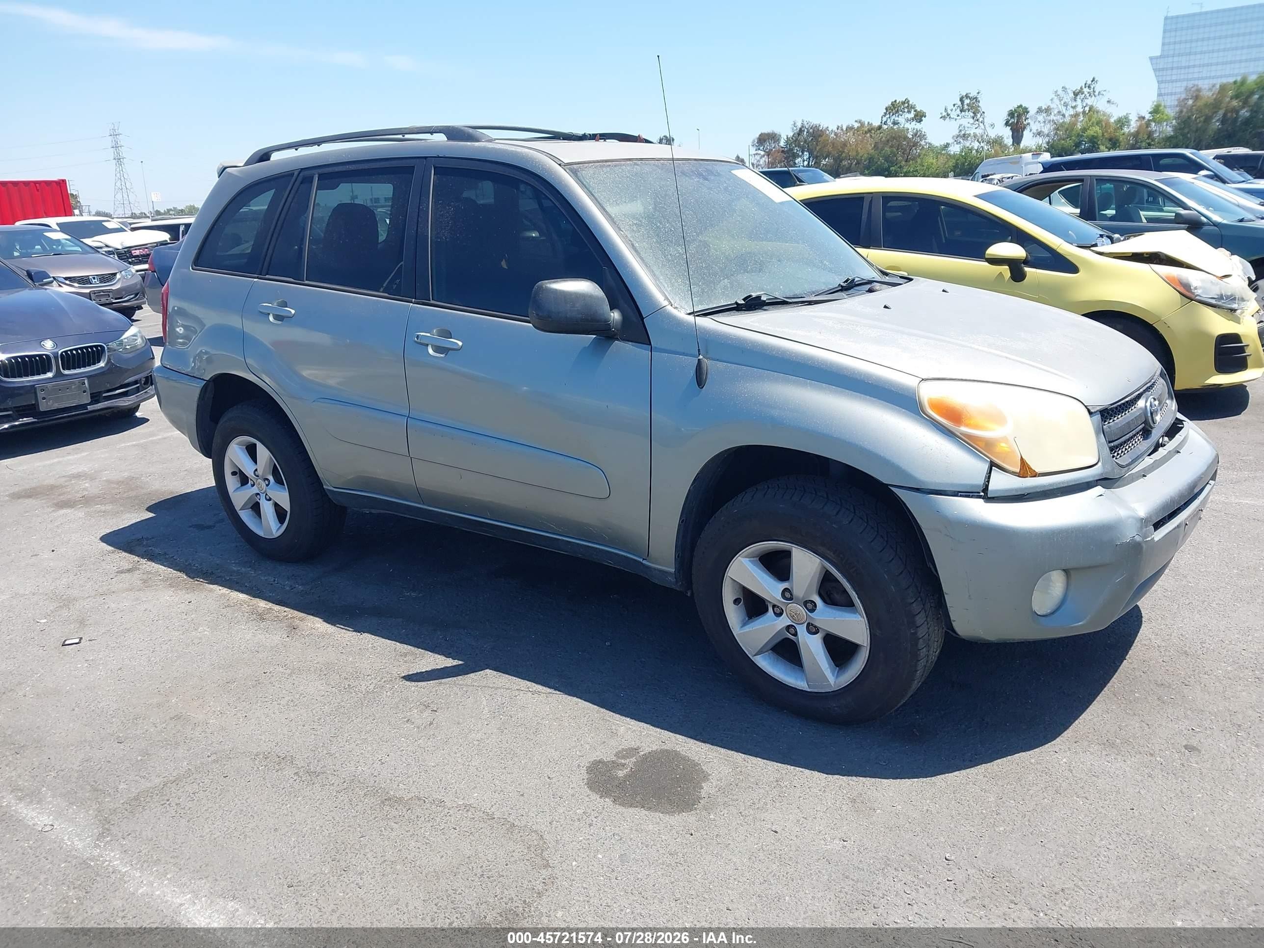 2005 Toyota RAV4, VIN JTEGD20V350078849 — Normal wear