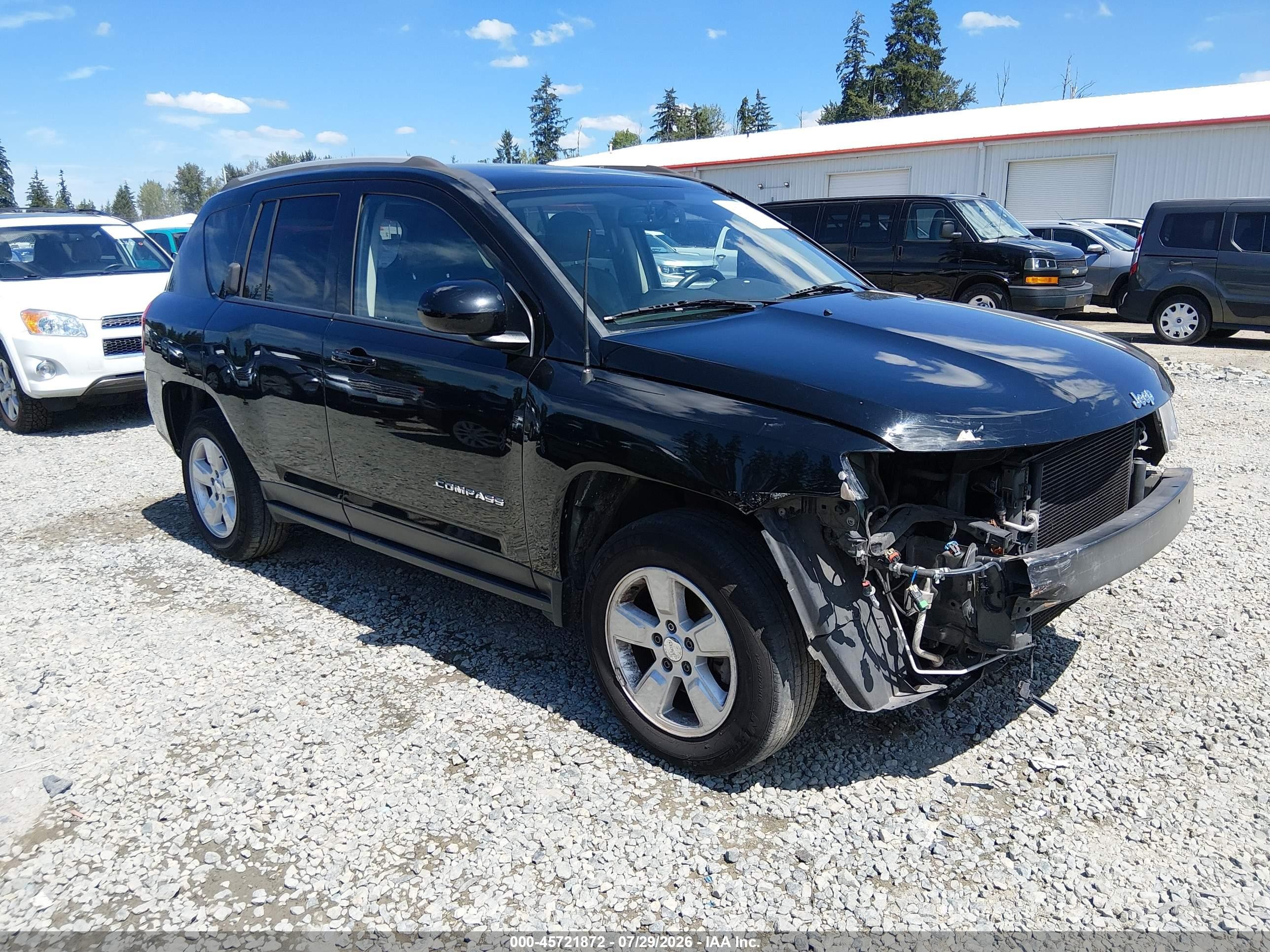 2016 Jeep Compass High Altitude, VIN 1C4NJCEAXGD773521 — Front end