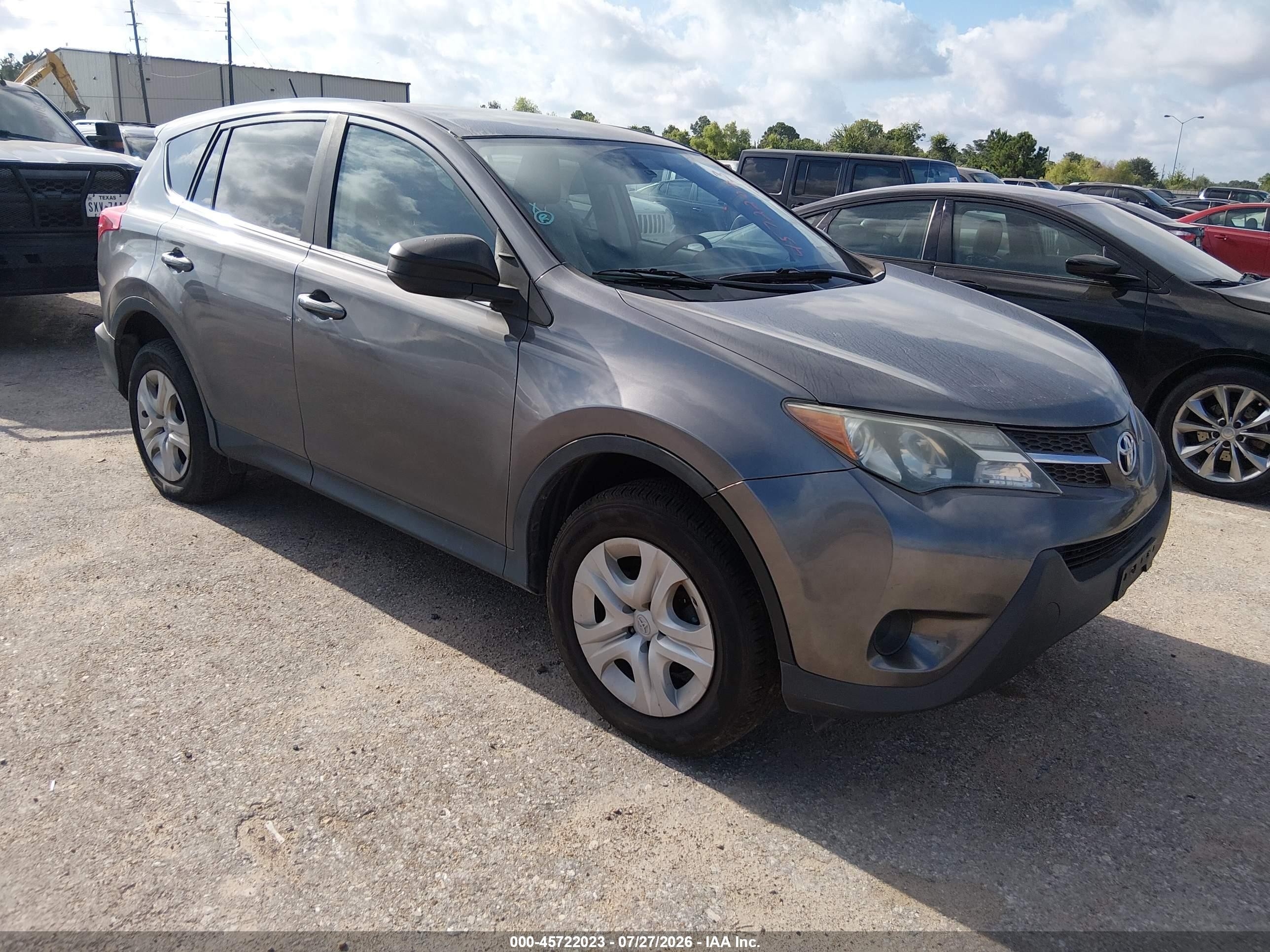 2013 Toyota RAV4 LE, VIN 2T3BFREV0DW037261 — Normal wear