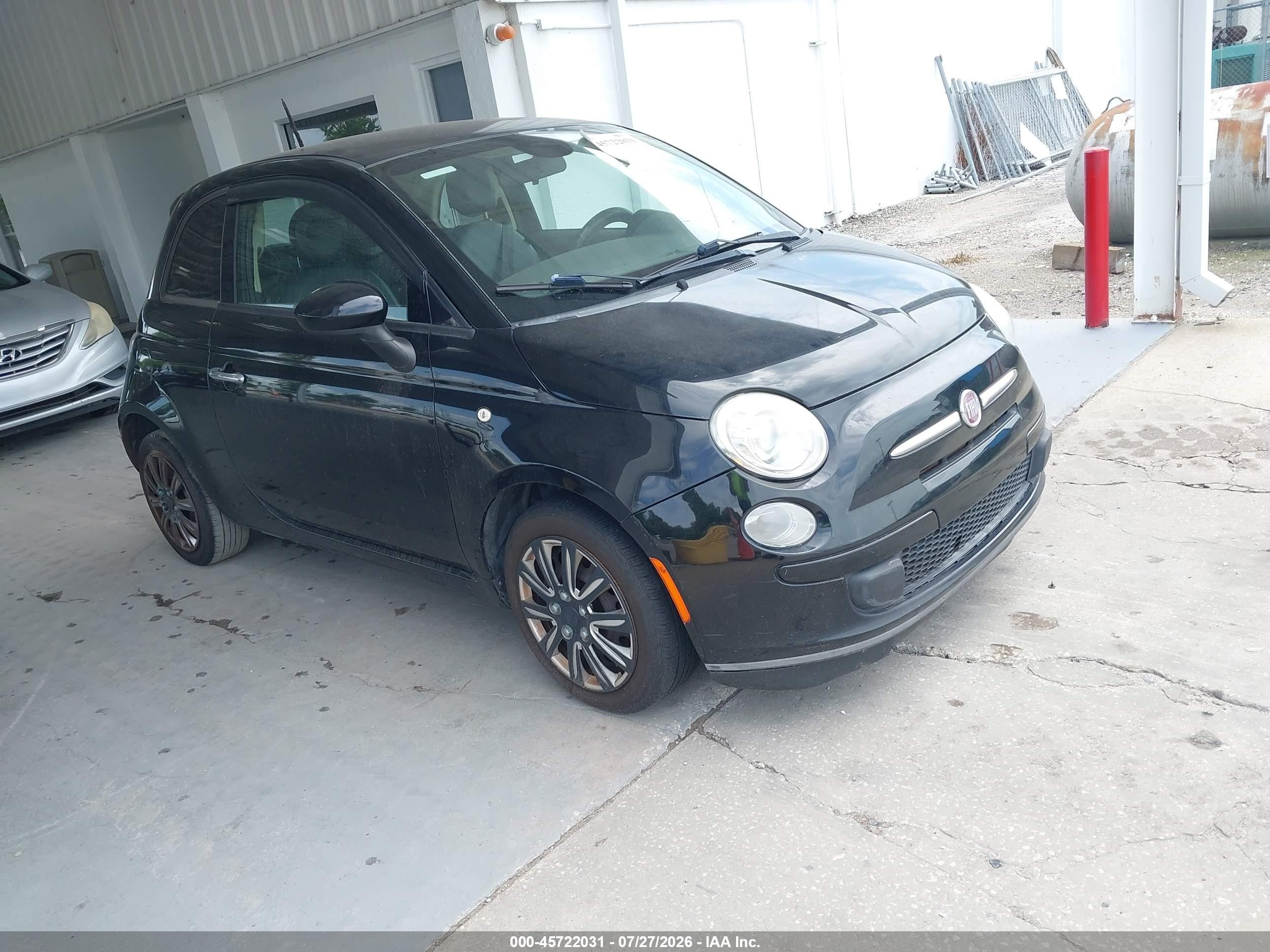 2015 FIAT 500 Pop, VIN 3C3CFFAR8FT501553 — Normal wear