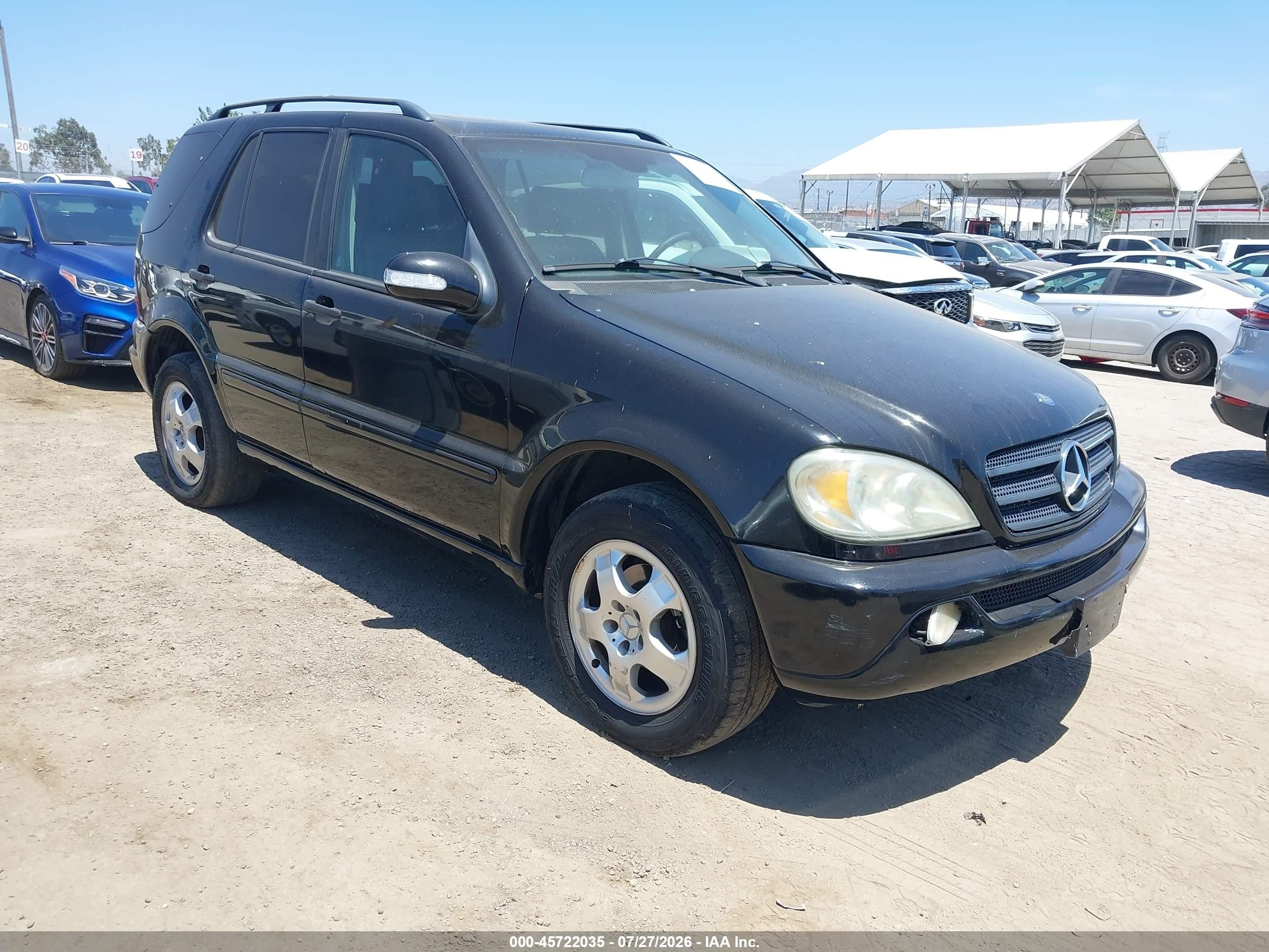 2003 Mercedes-Benz M 350, VIN 4JGAB57E93A437728 — Rear end
