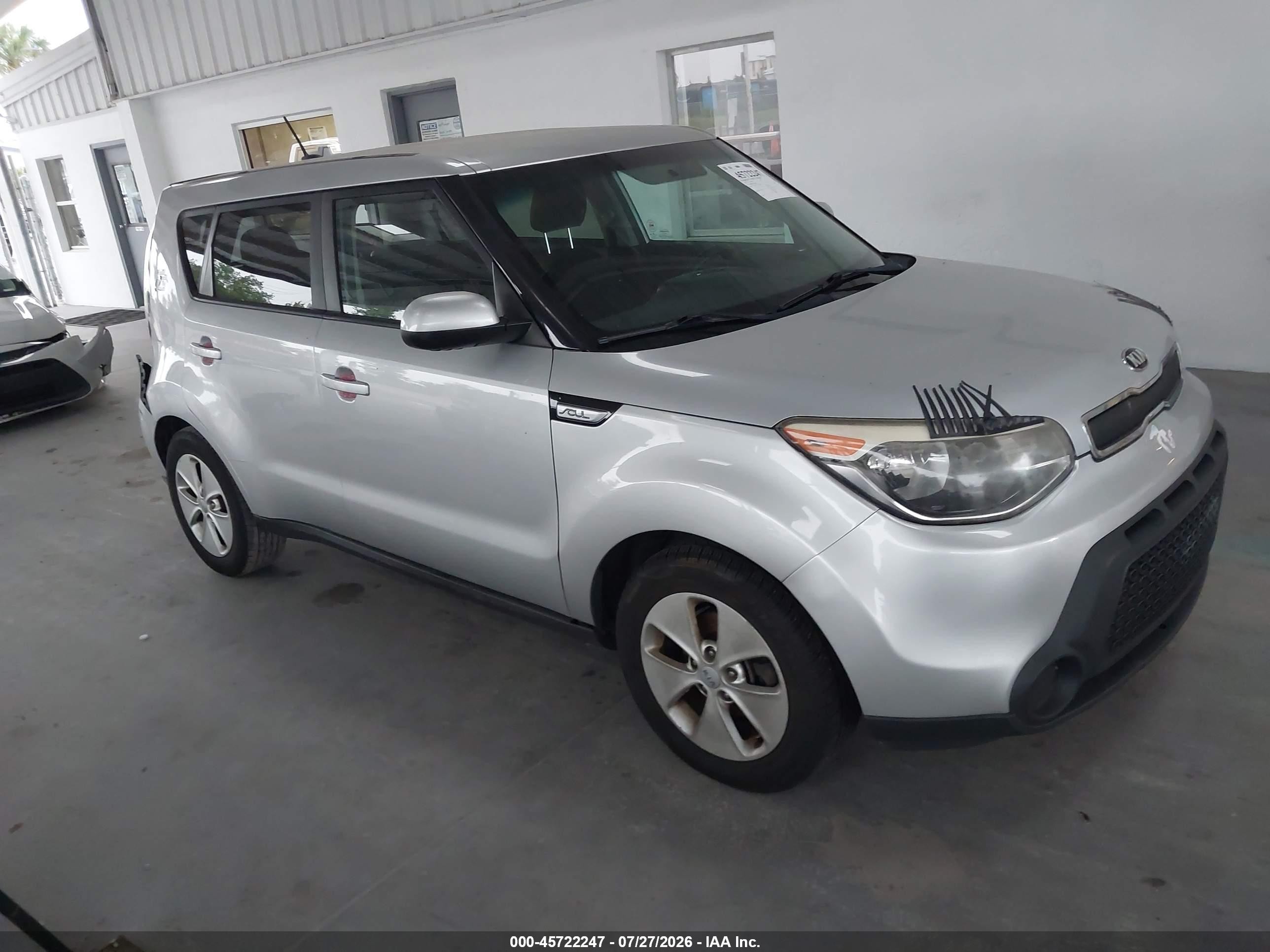 2016 Kia Soul, VIN KNDJN2A25G7824384 — Rear end
