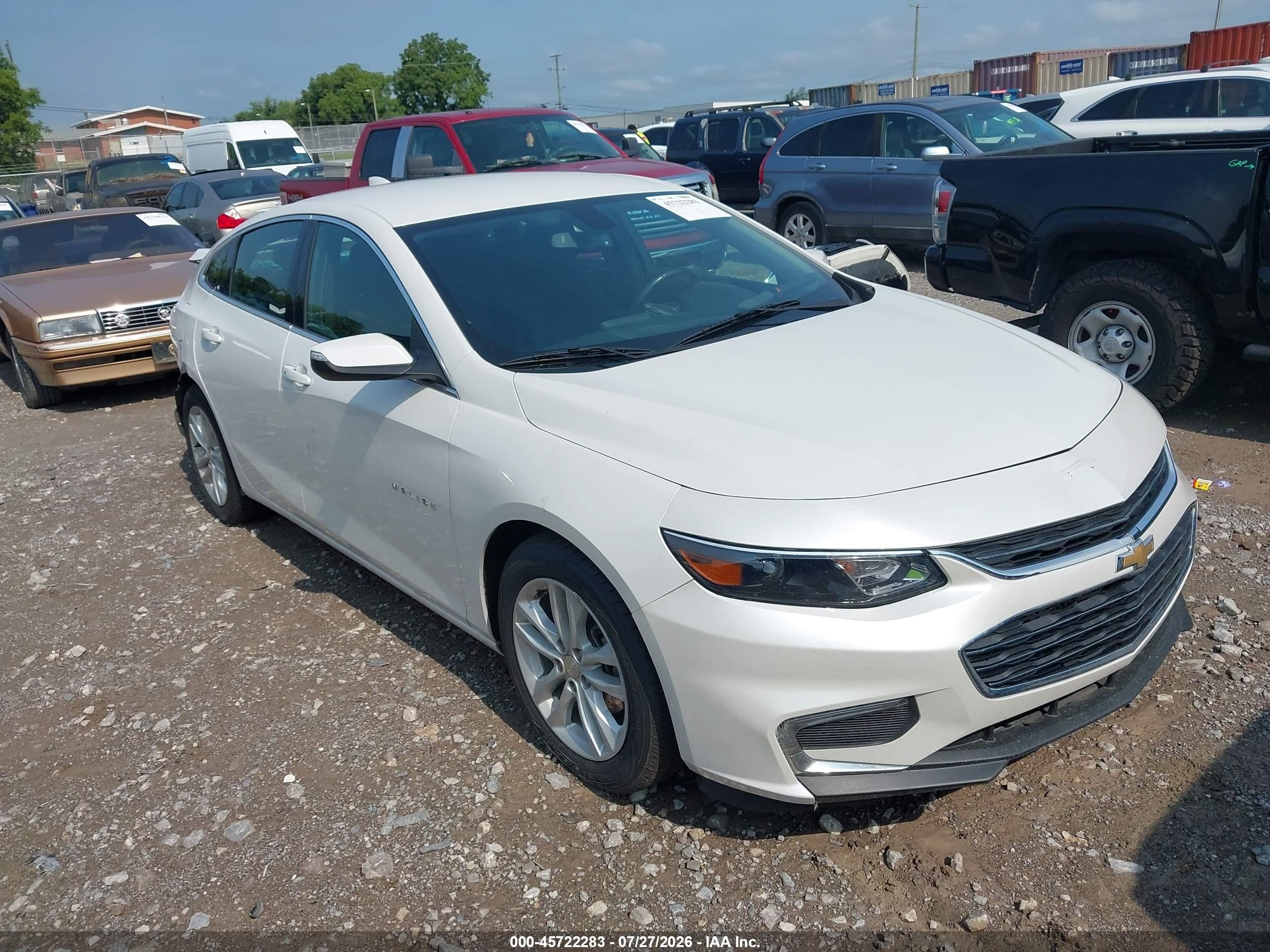 2018 Chevrolet Malibu LT, VIN 1G1ZD5ST0JF245064 — Rear end