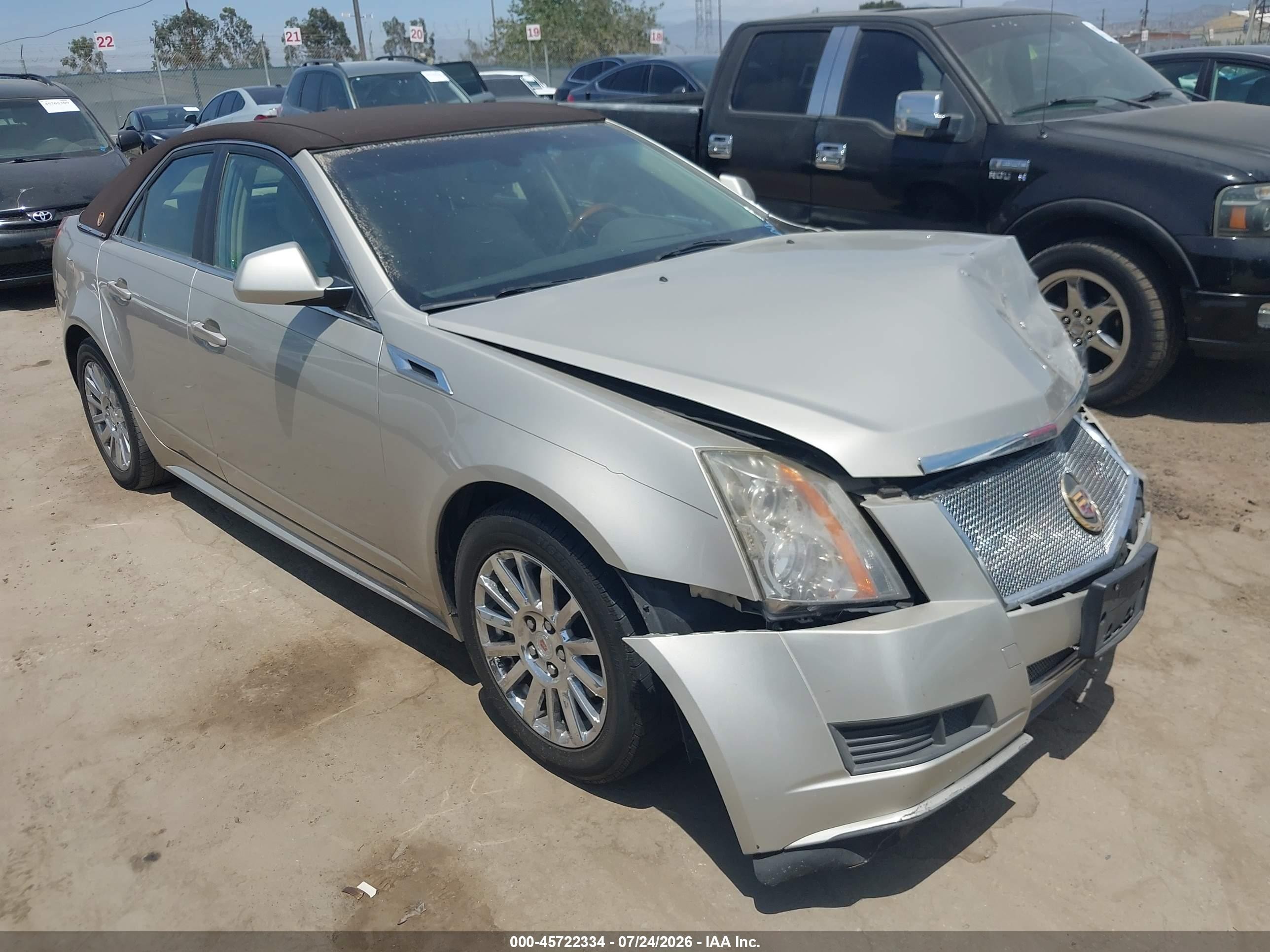 2013 Cadillac CTS Luxury, VIN 1G6DE5E5XD0152333 — Front end