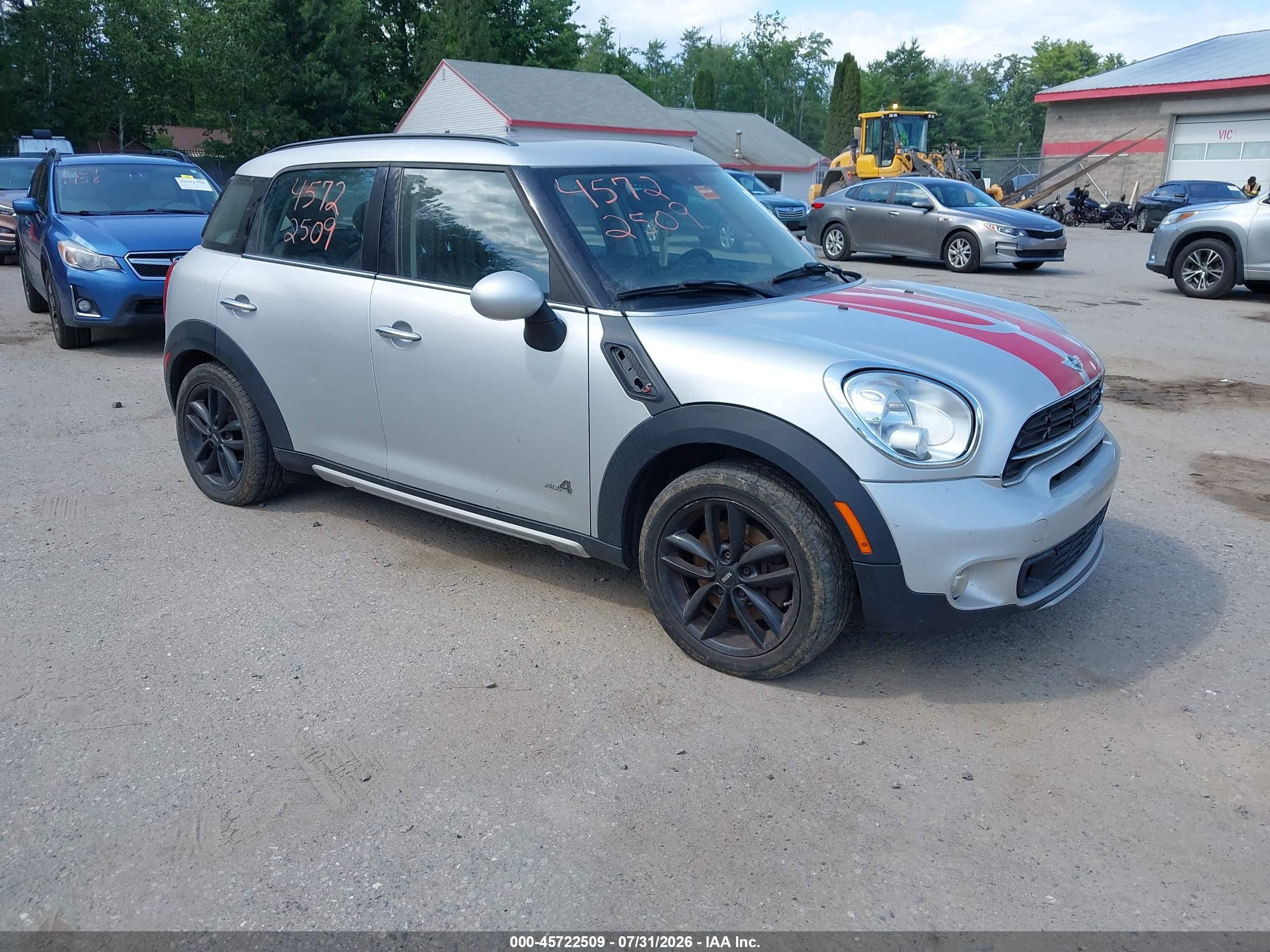 2016 MINI Countryman S, VIN WMWZC5C59GWU01795 — Normal wear