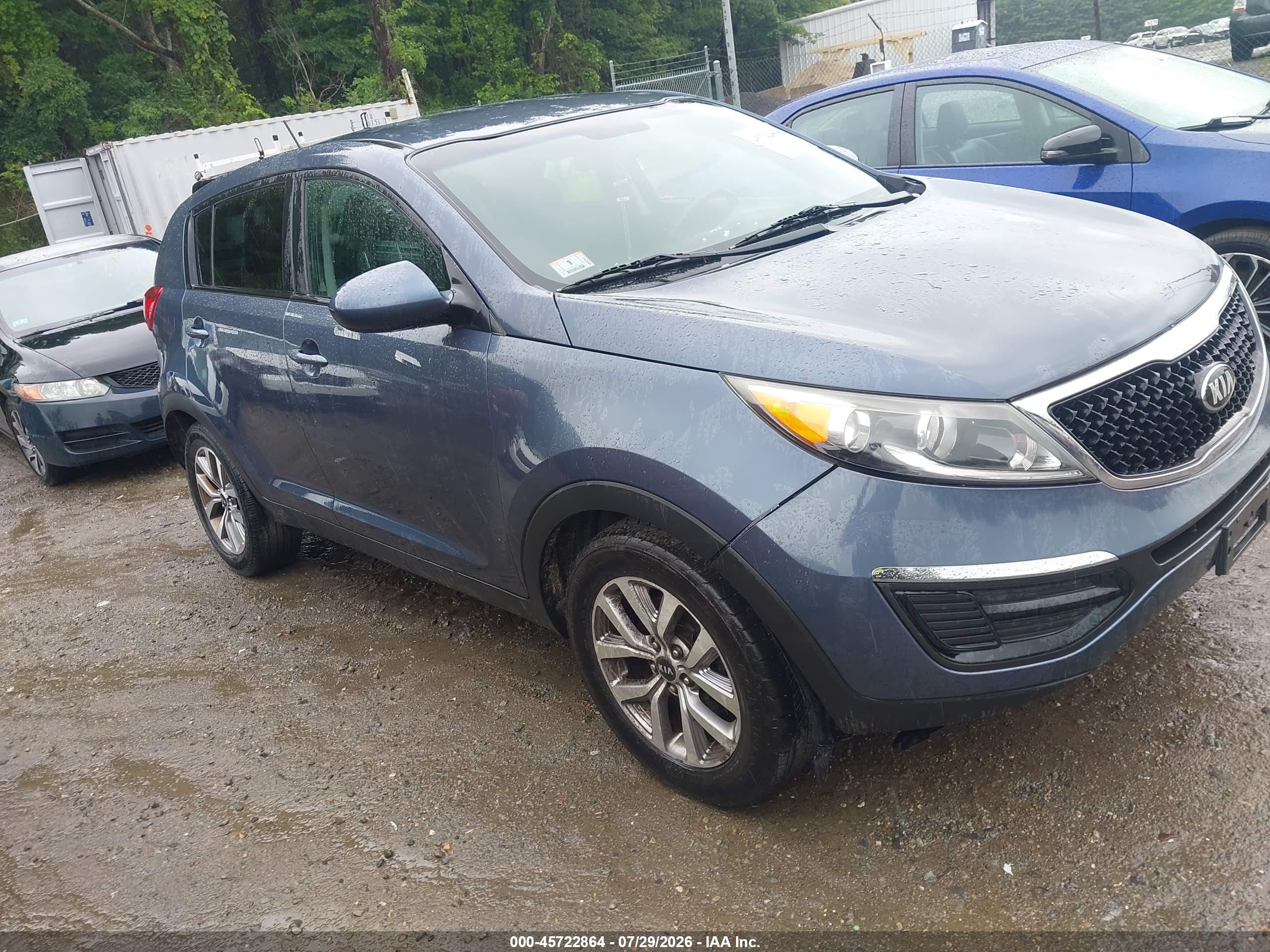 2016 Kia Sportage LX, VIN KNDPB3AC1G7833214 — Front end