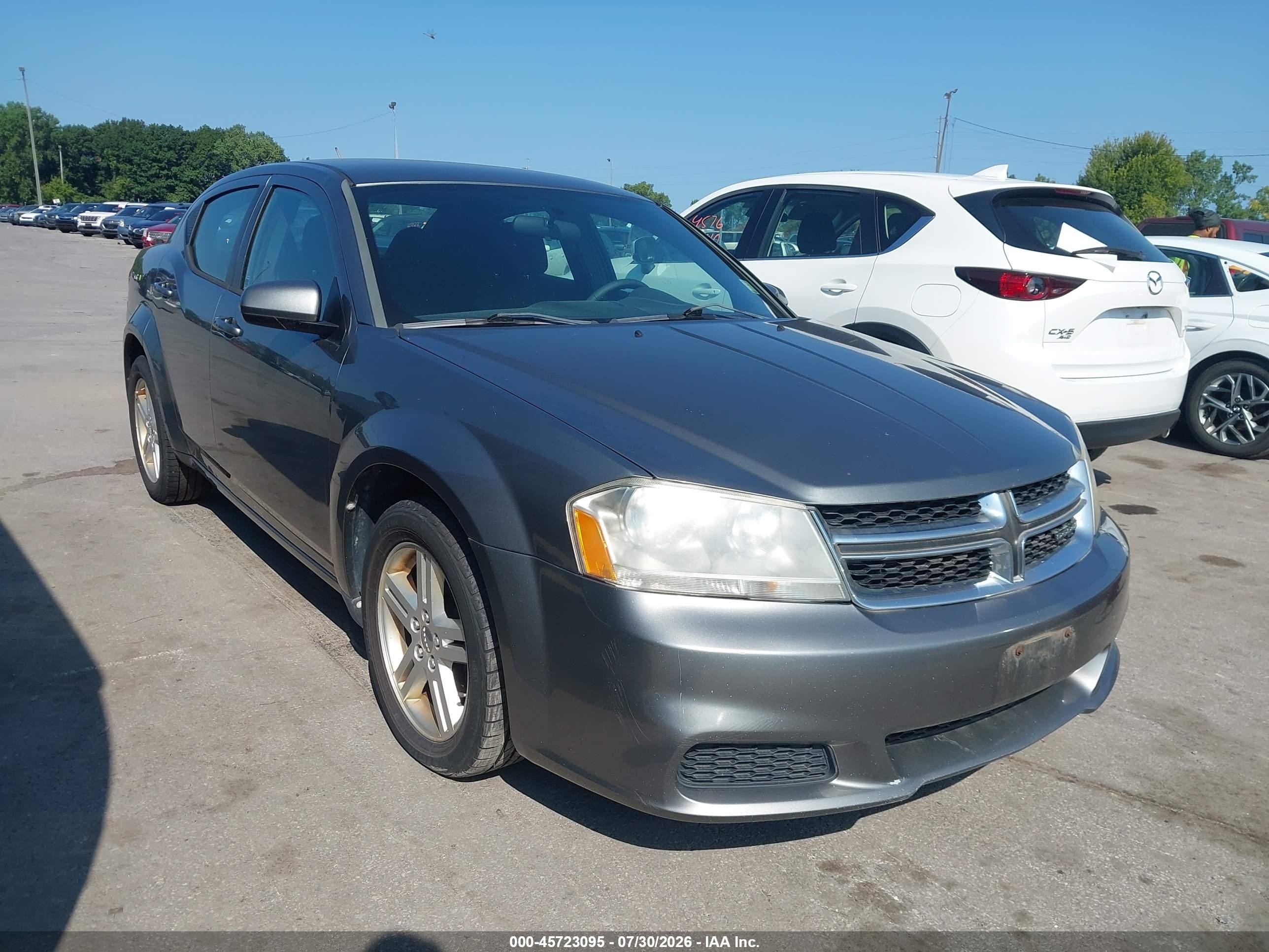 2012 Dodge Avenger SXT, VIN 1C3CDZCB5CN137112 — Normal wear