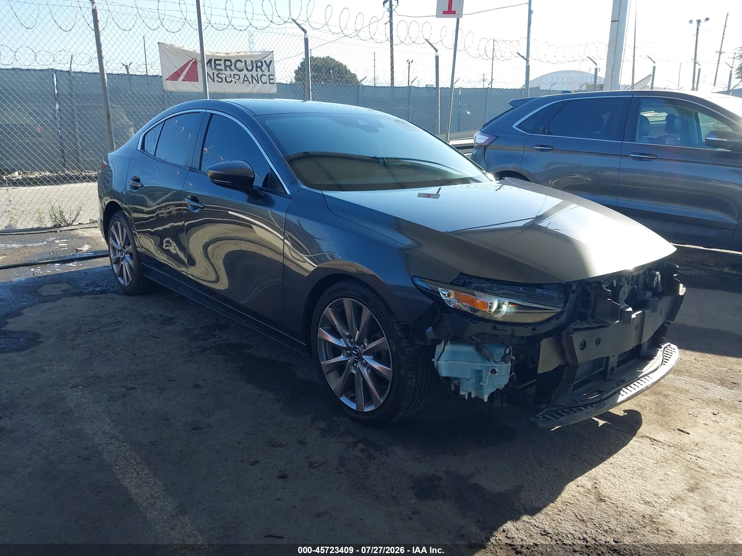 2019 Mazda 3 Select, VIN JM1BPACL6K1109608 — Front end