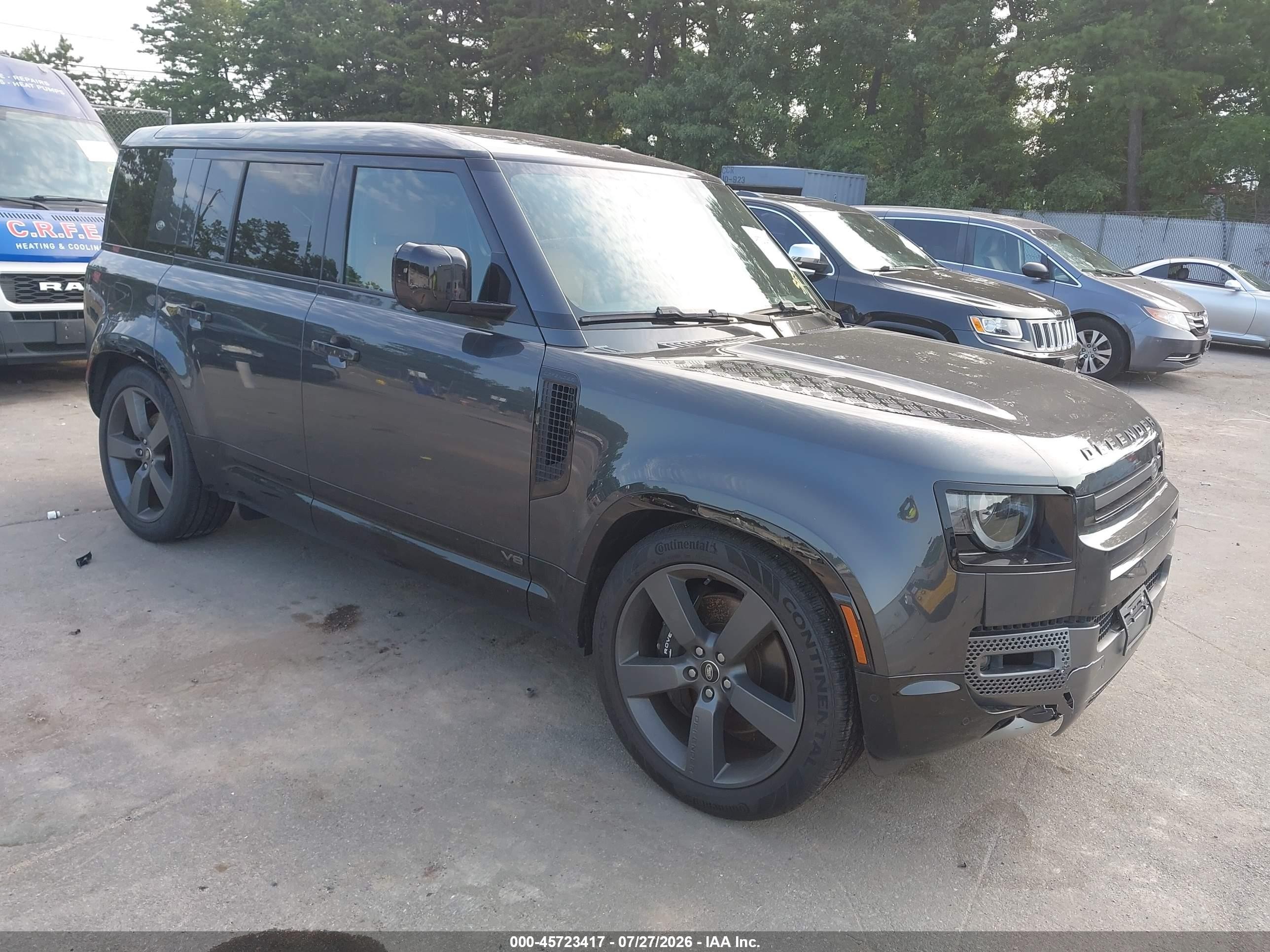 2023 Land Rover Defender V8, VIN SALEWEEE6P2217789 — Front end
