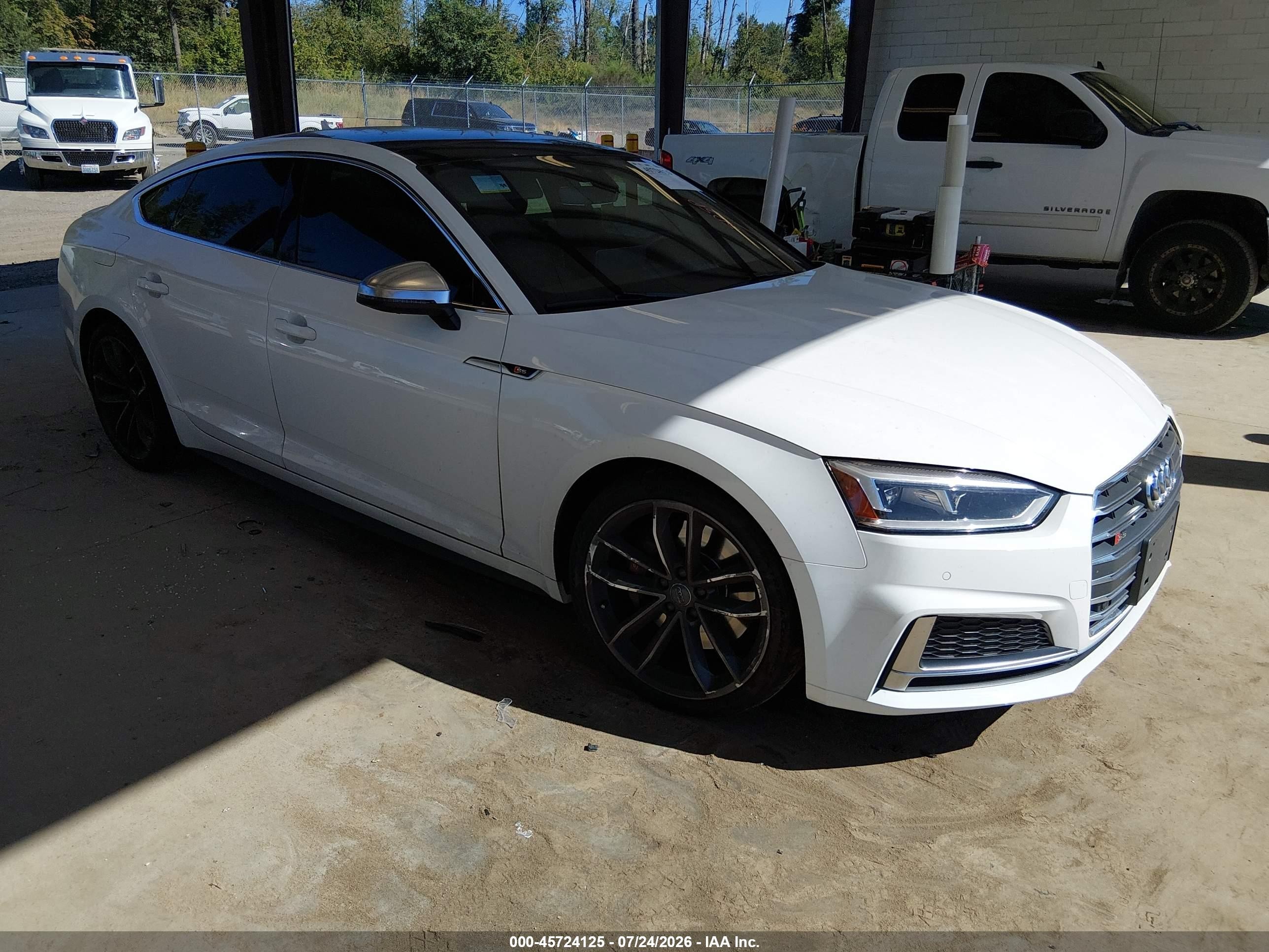 2018 Audi S5 Sportback Prestige, VIN WAUC4CF53JA058991 — Front end