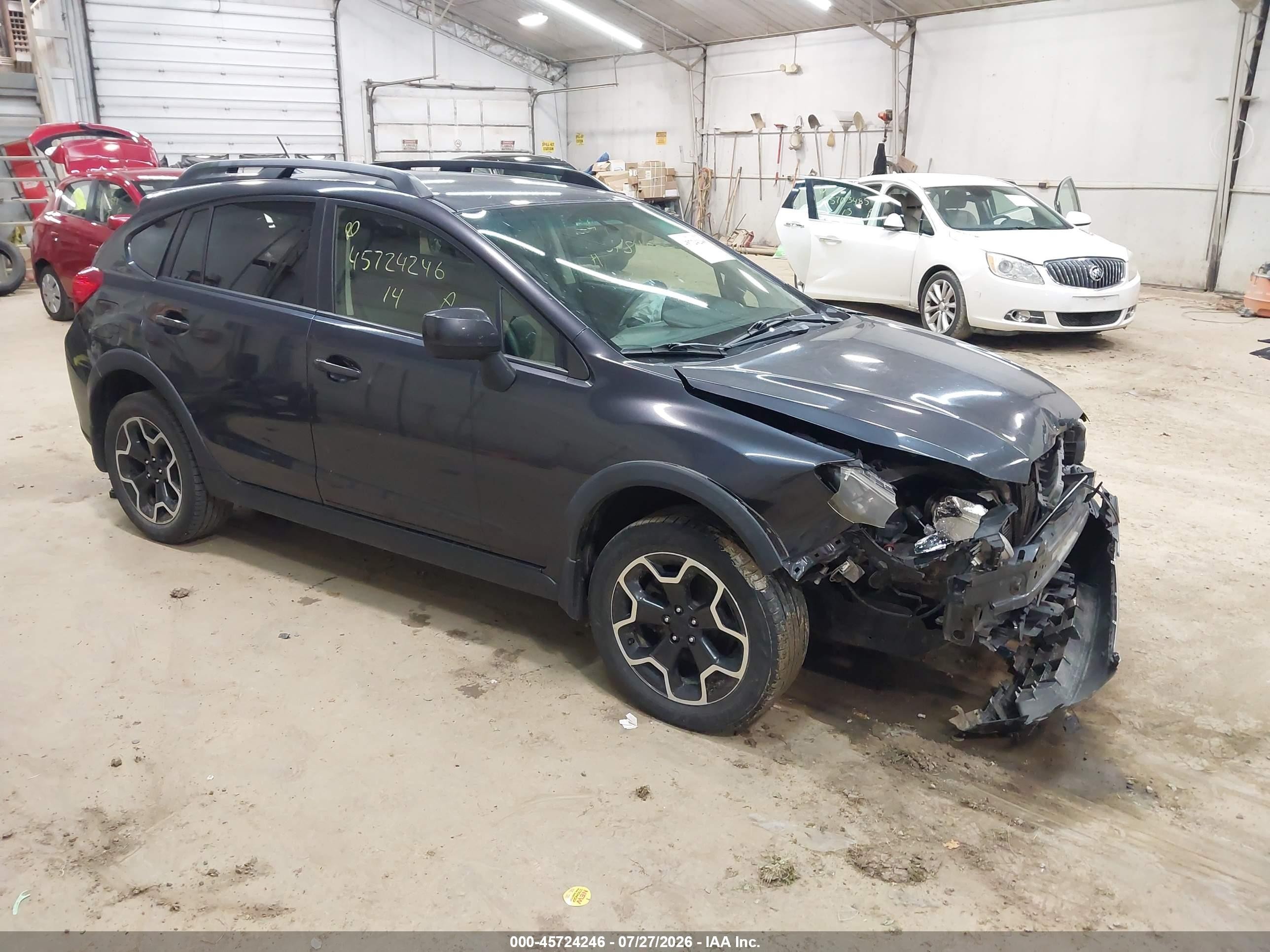 2014 Subaru Crosstrek Limited, VIN JF2GPAGC9E8286764 — Front end