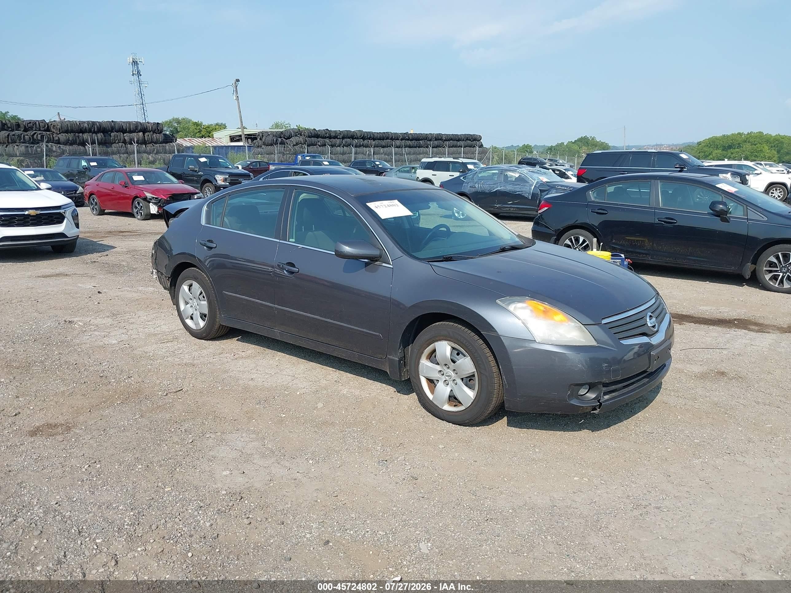 2008 Nissan Altima SL, VIN 1N4AL21E98N500678 — Rear end