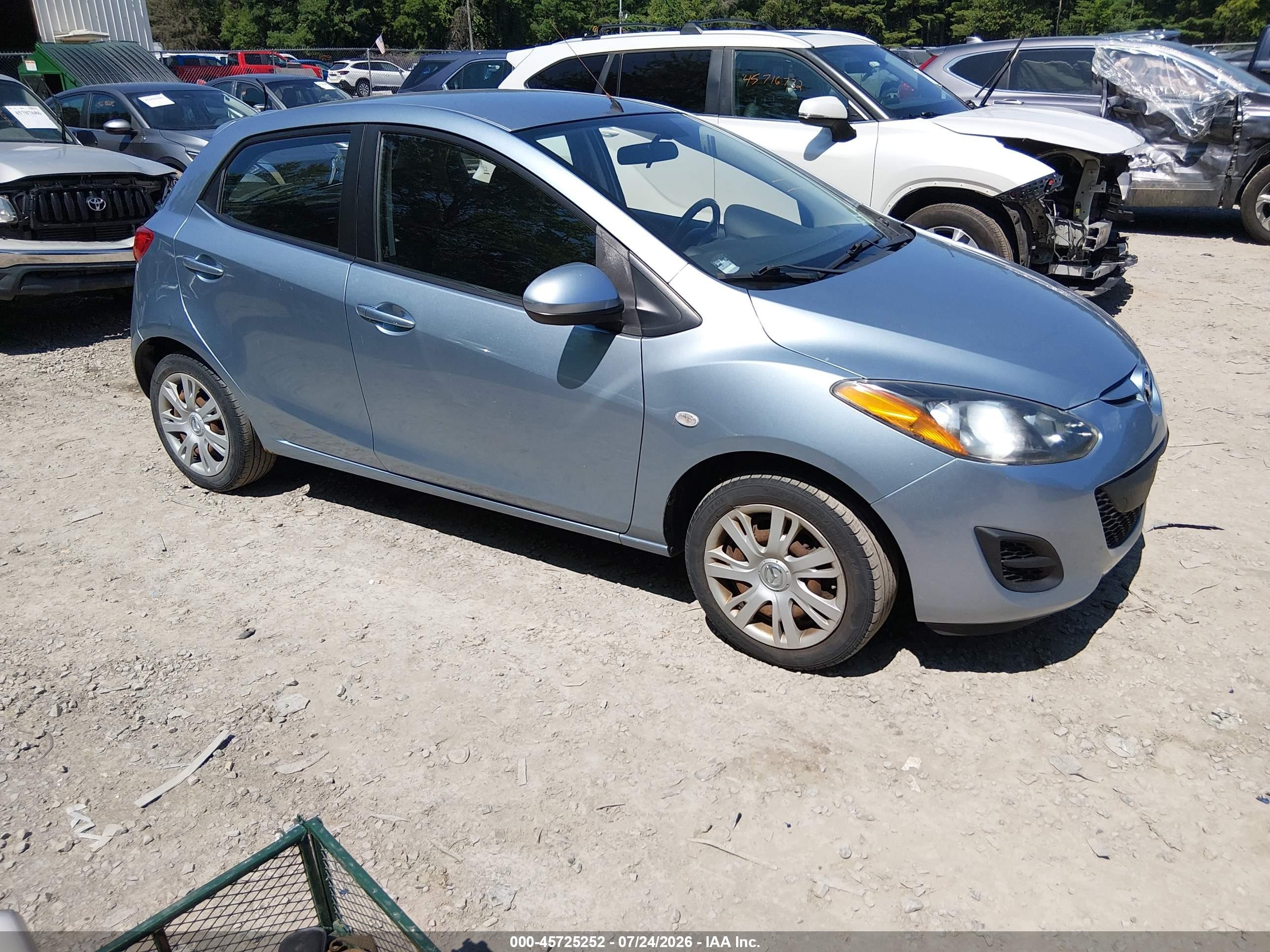 2013 Mazda 2 Sport, VIN JM1DE1KZ1D0162875 — Normal wear