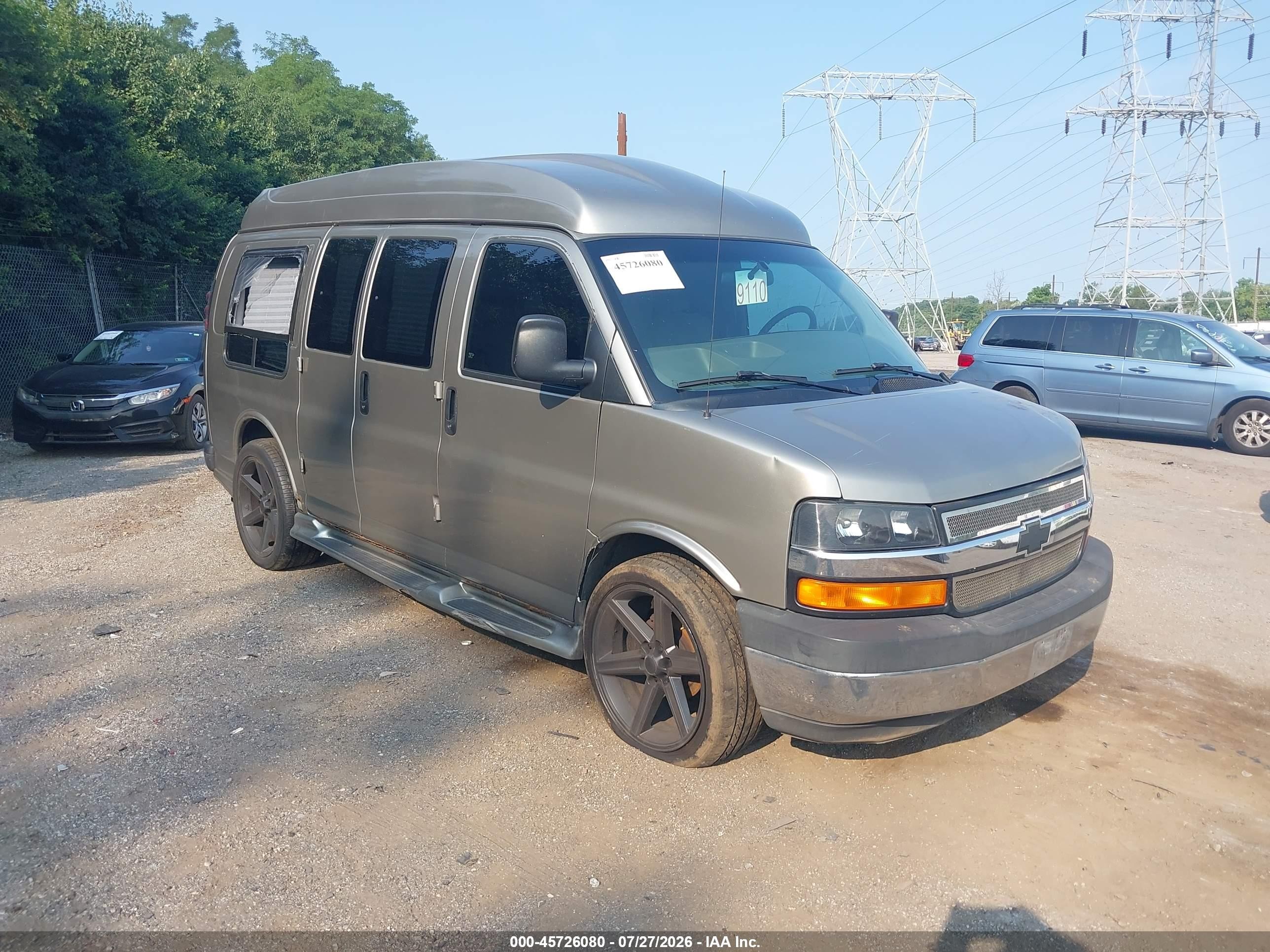 2003 Chevrolet Express Cargo YF7 Upfitter, VIN 1GBFG15T931129193 — Side