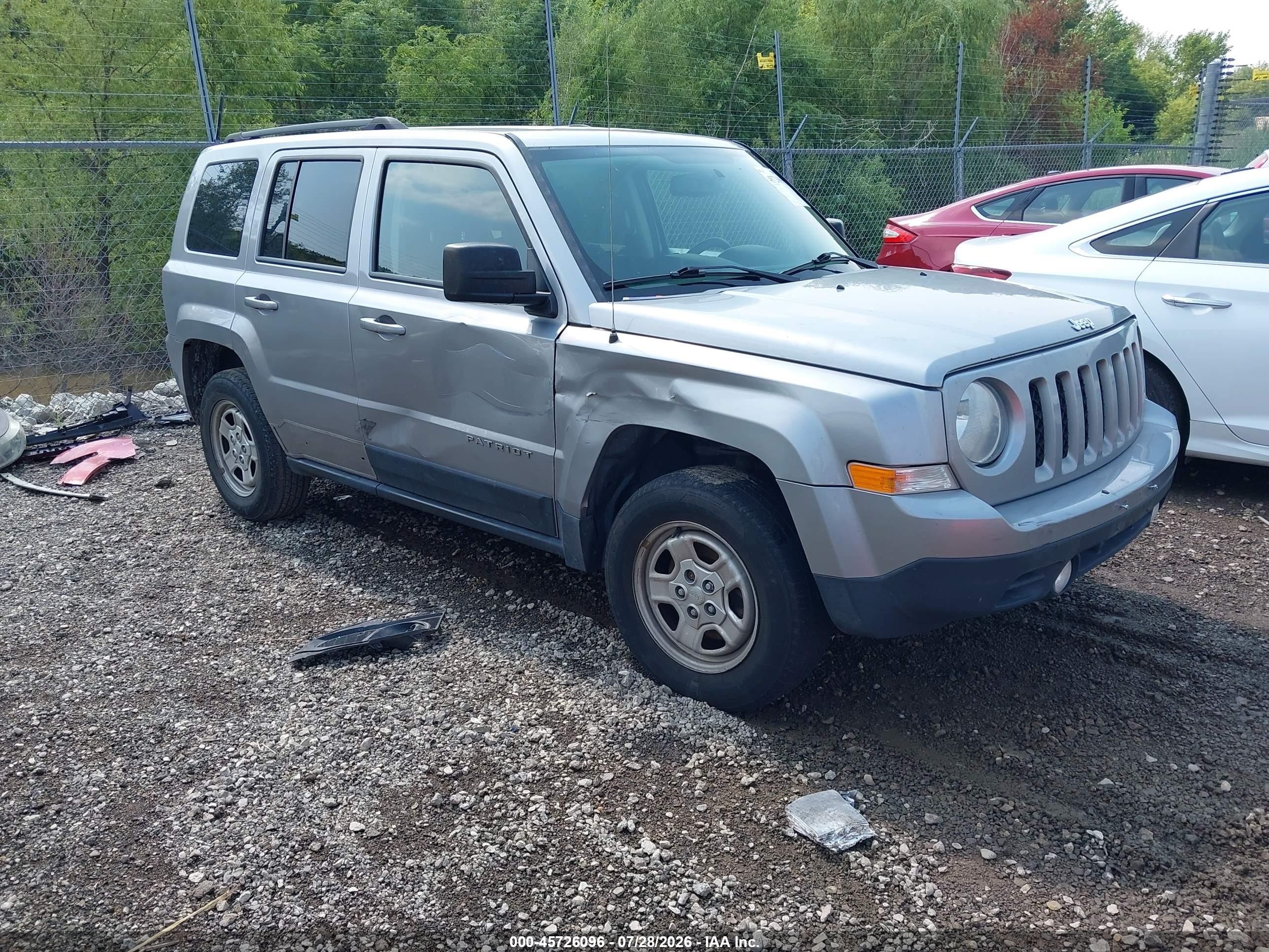 2016 Jeep Patriot Sport, VIN 1C4NJRBB0GD719273 — Side