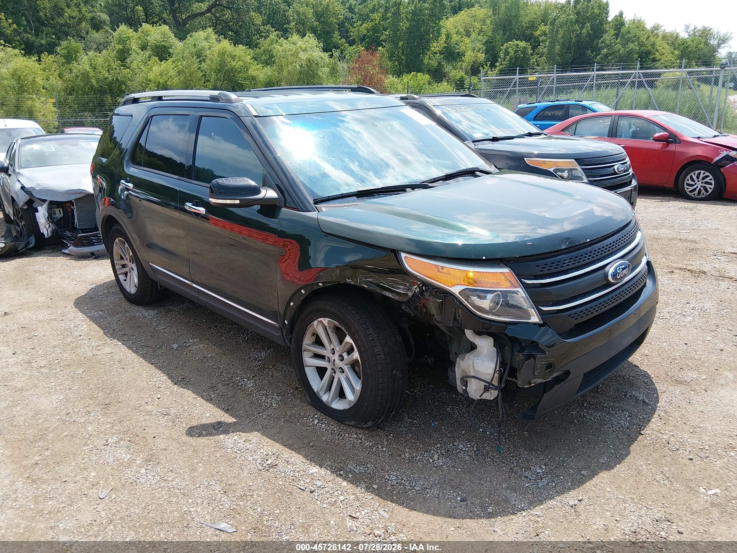 2013 Ford Explorer XLT, VIN 1FM5K8D85DGA91094 — Бок