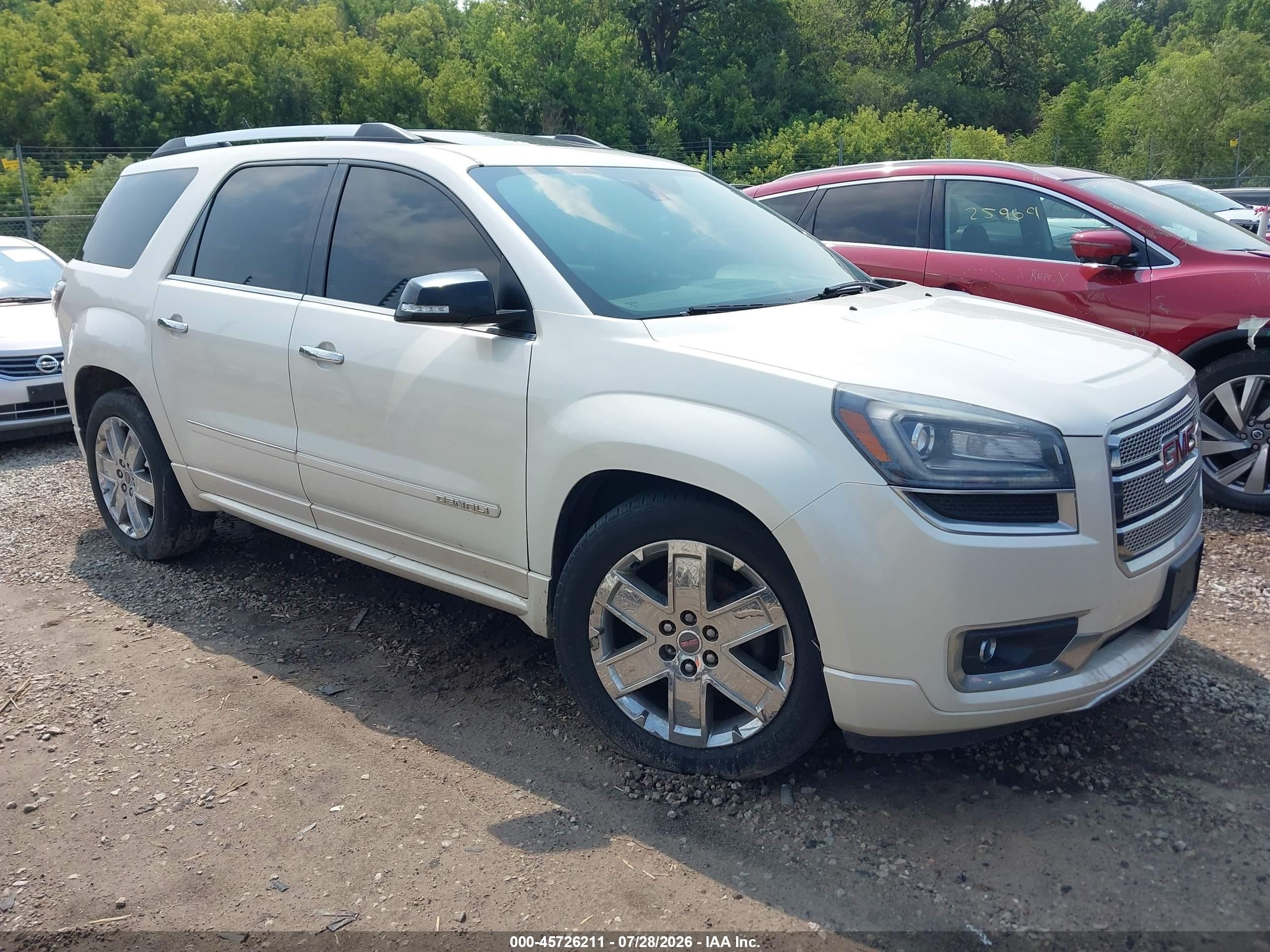 2015 GMC Acadia Denali, VIN 1GKKVTKD1FJ150749 — Rear end