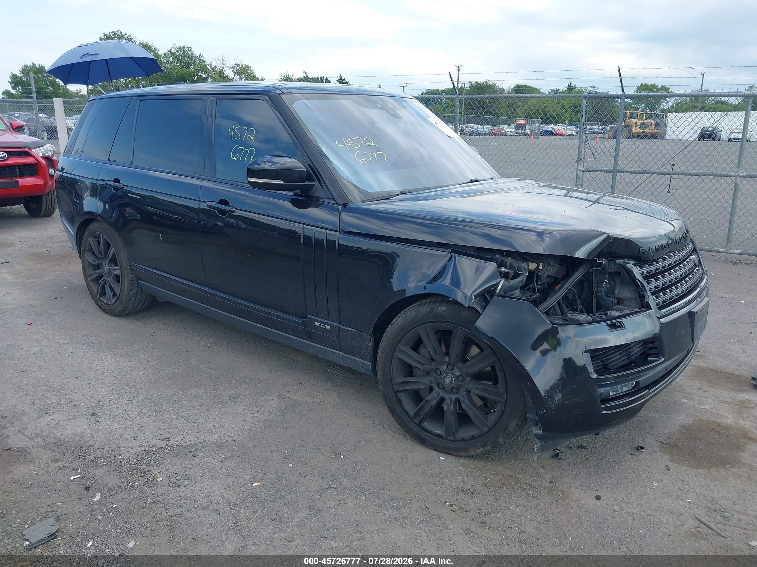2017 Land Rover Range Rover, VIN SALGS5FE7HA357523 — Front end