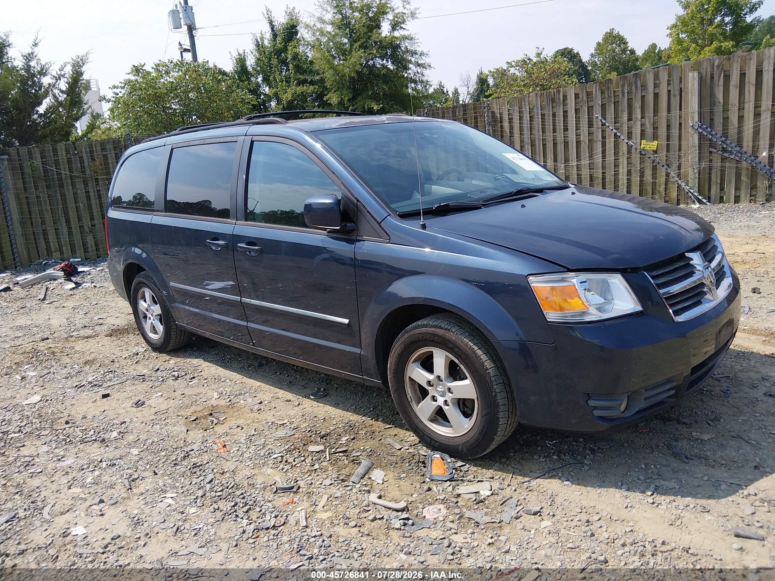 2008 Dodge Grand Caravan SXT, VIN 2D8HN54P08R127522 — Rear end