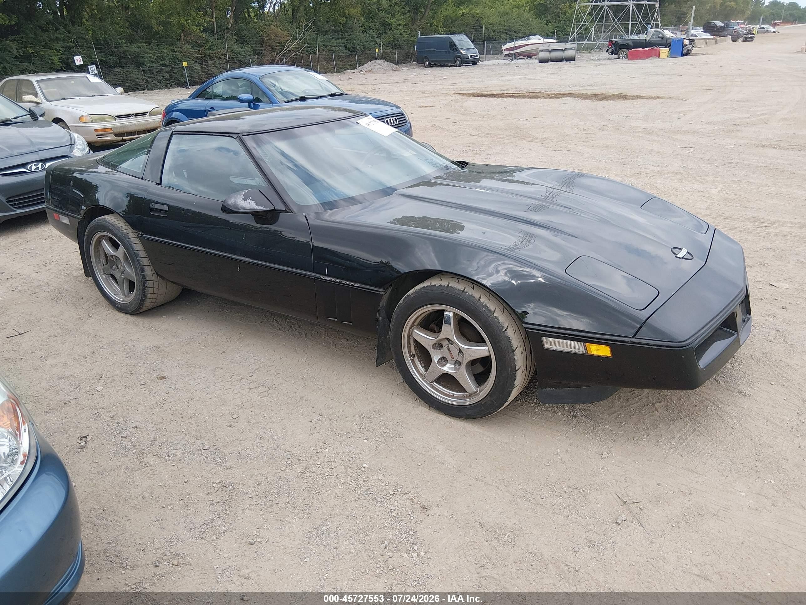 1989 Chevrolet Corvette, VIN 1G1YY2188K5112992 — Normal wear