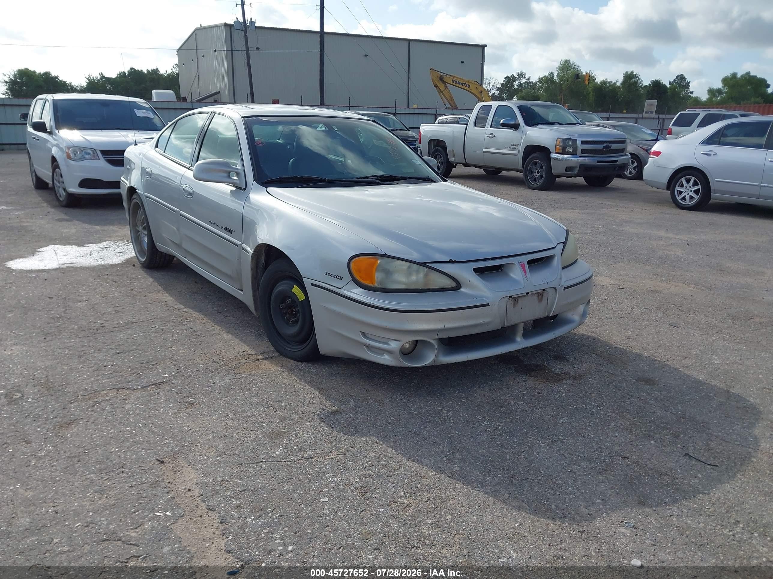 2002 Pontiac Grand Am GT1, VIN 1G2NV52EX2M517898 — Normal wear