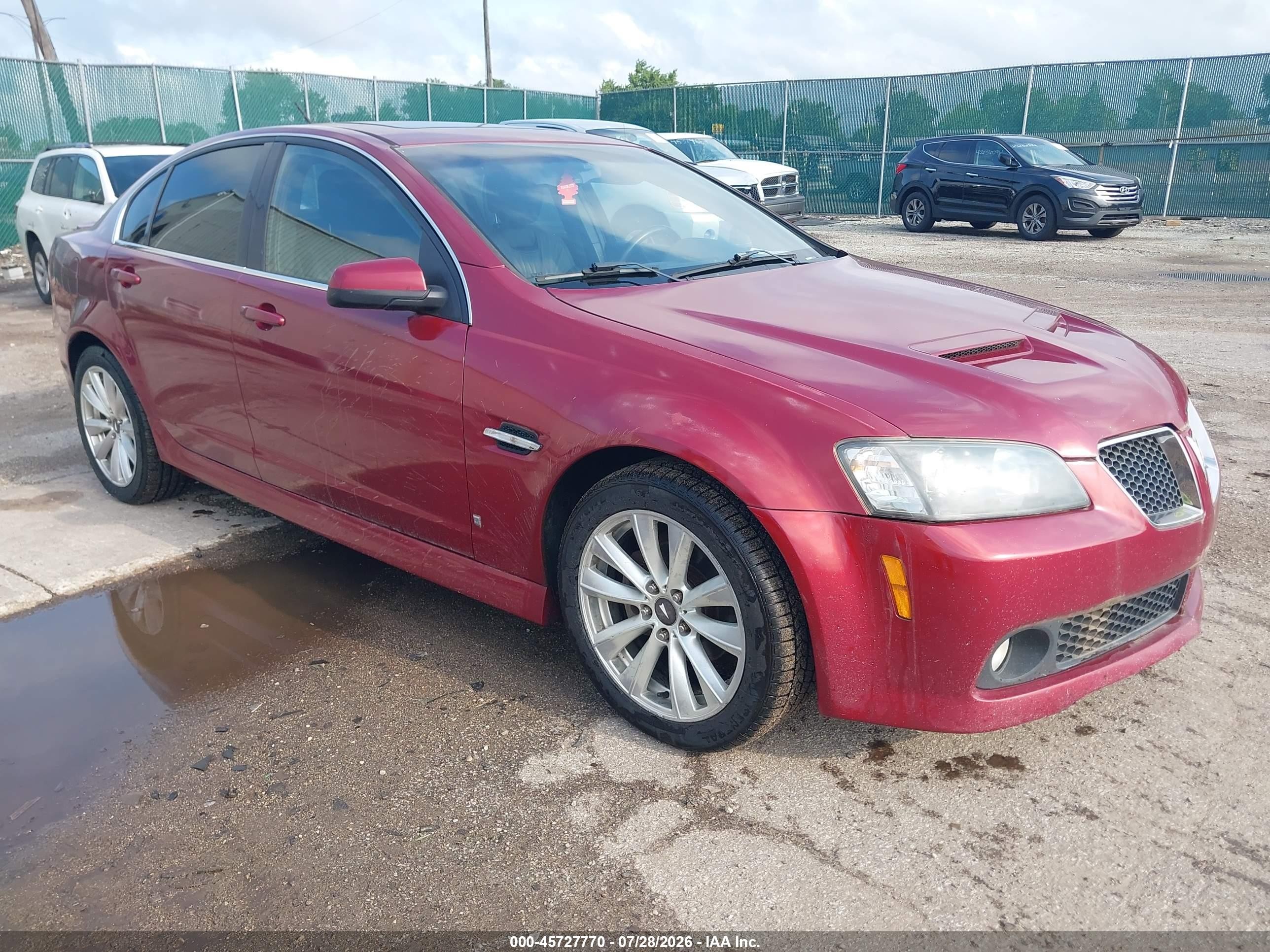 2009 Pontiac G8, VIN 6G2ER57739L186244 — Normal wear