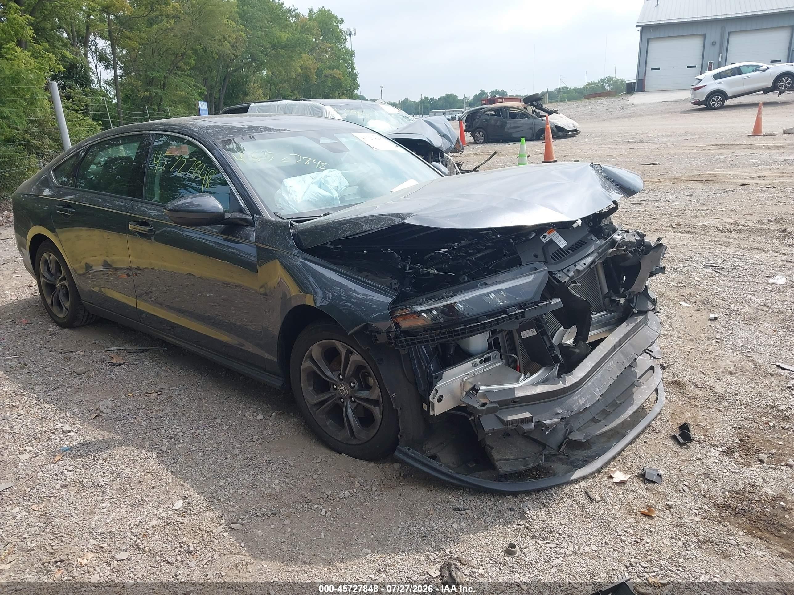 2023 Honda Accord EX, VIN 1HGCY1F39PA028334 — Перед