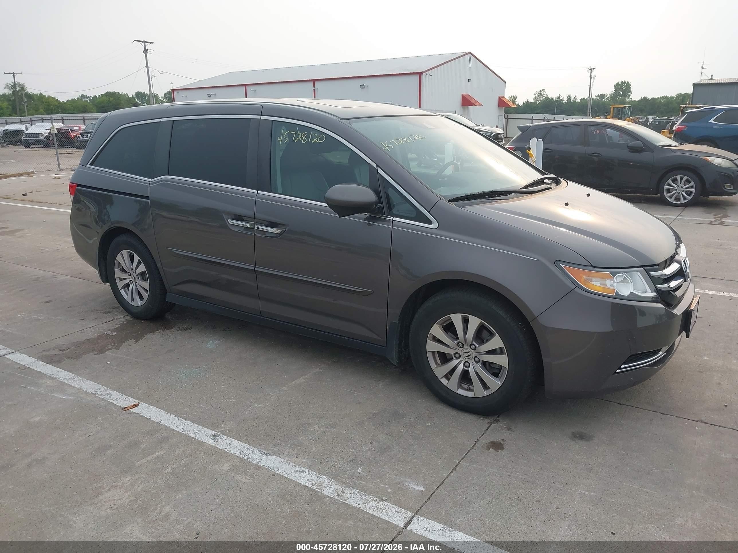 2015 Honda Odyssey EX-L, VIN 5FNRL5H61FB075790 — Side