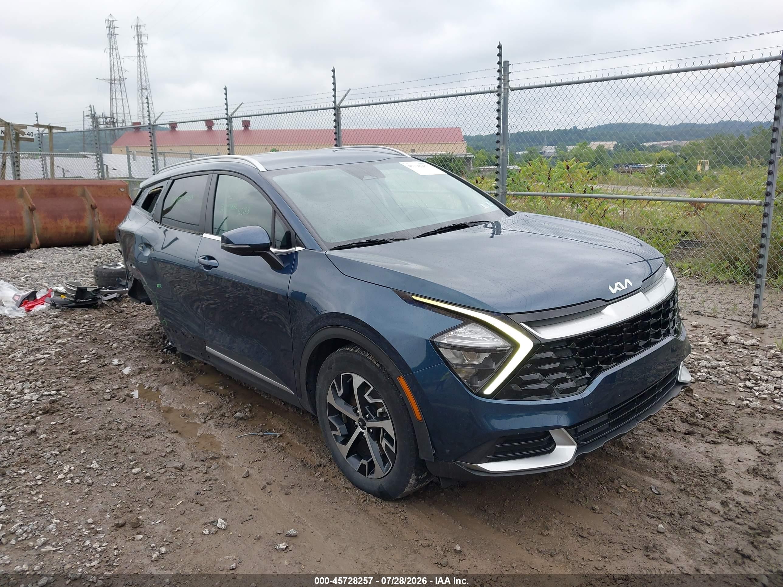 2023 Kia Sportage EX, VIN KNDPVCAG2P7117187 — Rear end