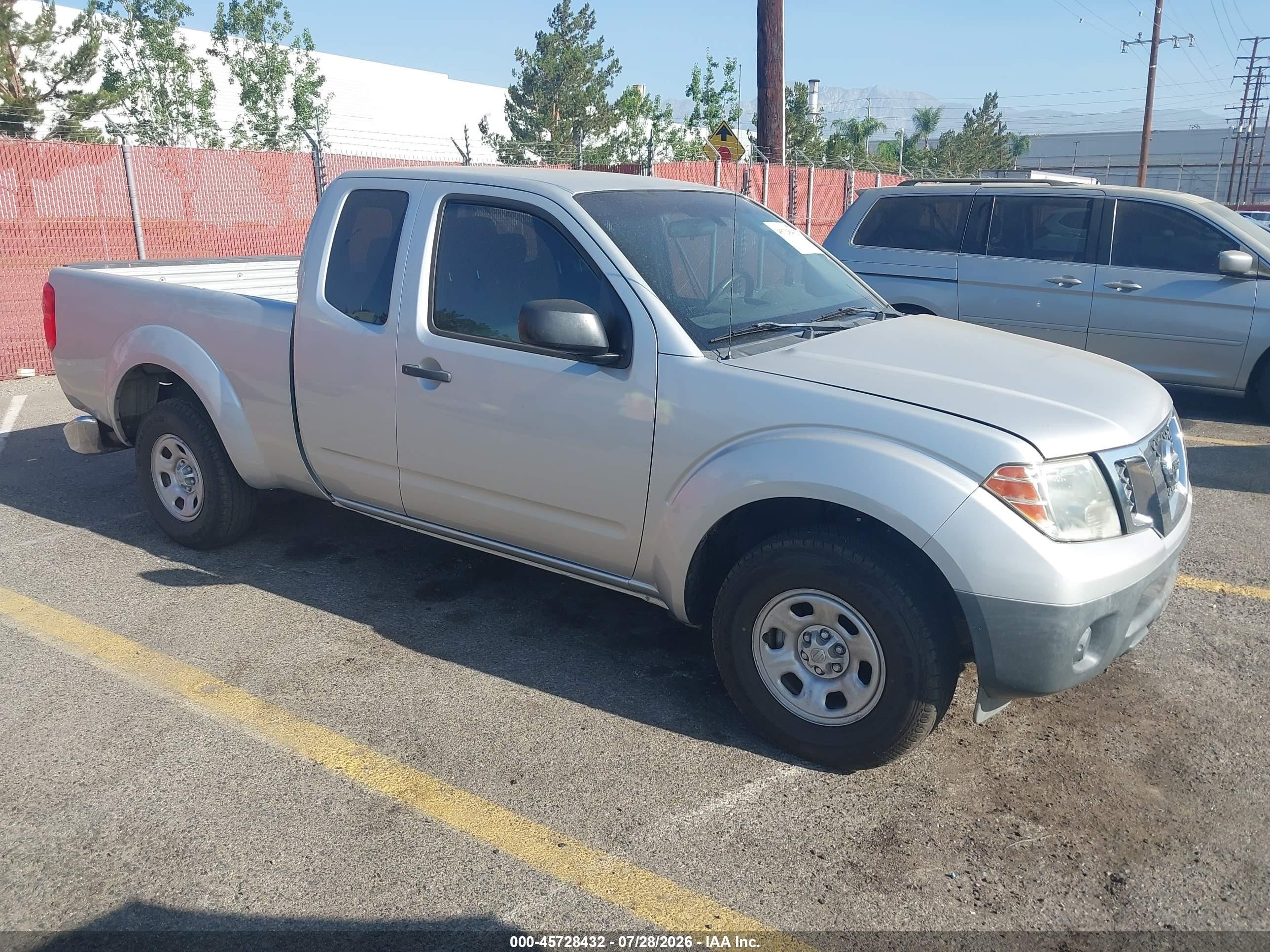 2015 Nissan Frontier S, VIN 1N6BD0CT2FN727474 — Rear end