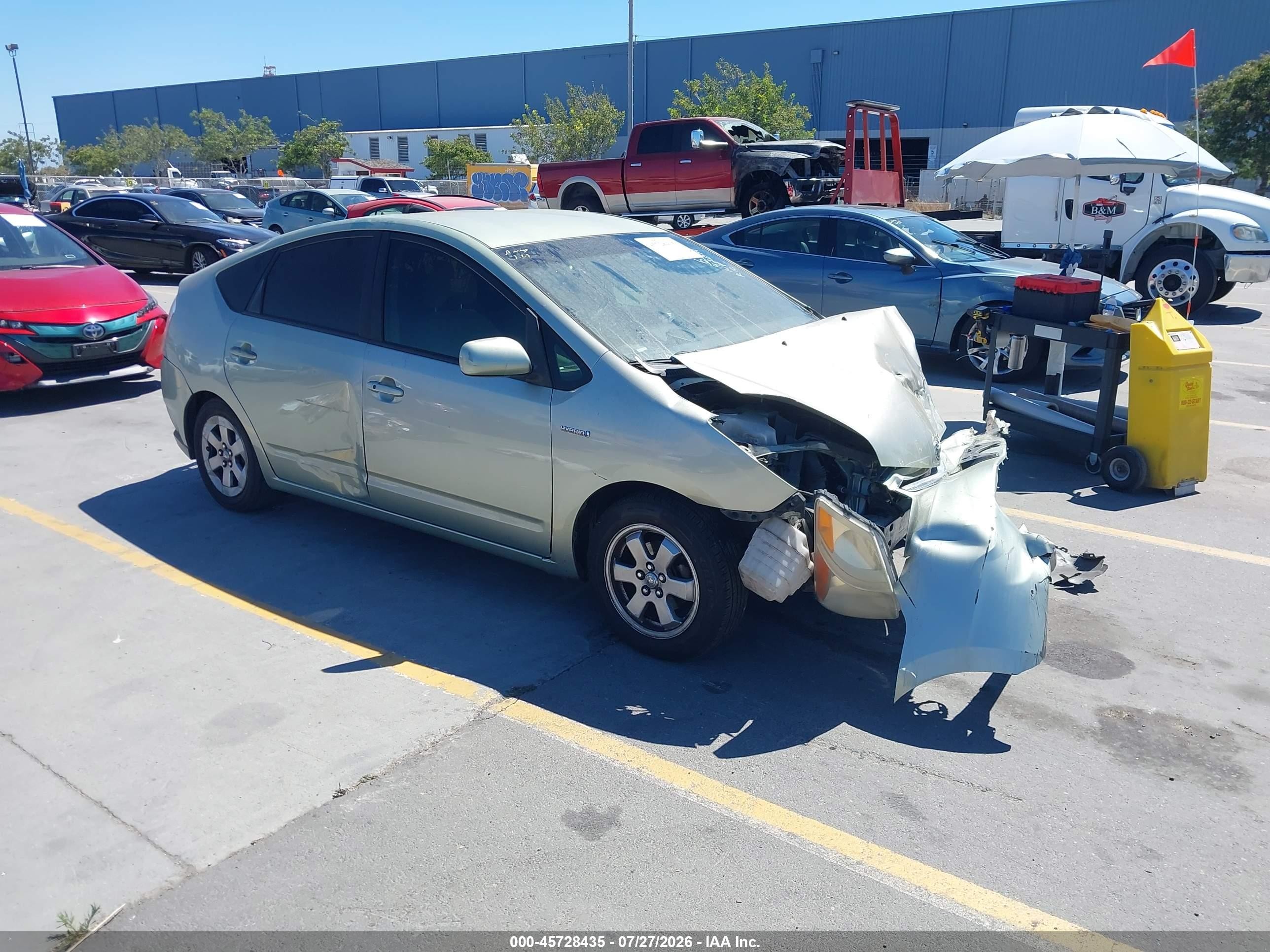 2009 Toyota Prius, VIN JTDKB20U193489716 — Перед