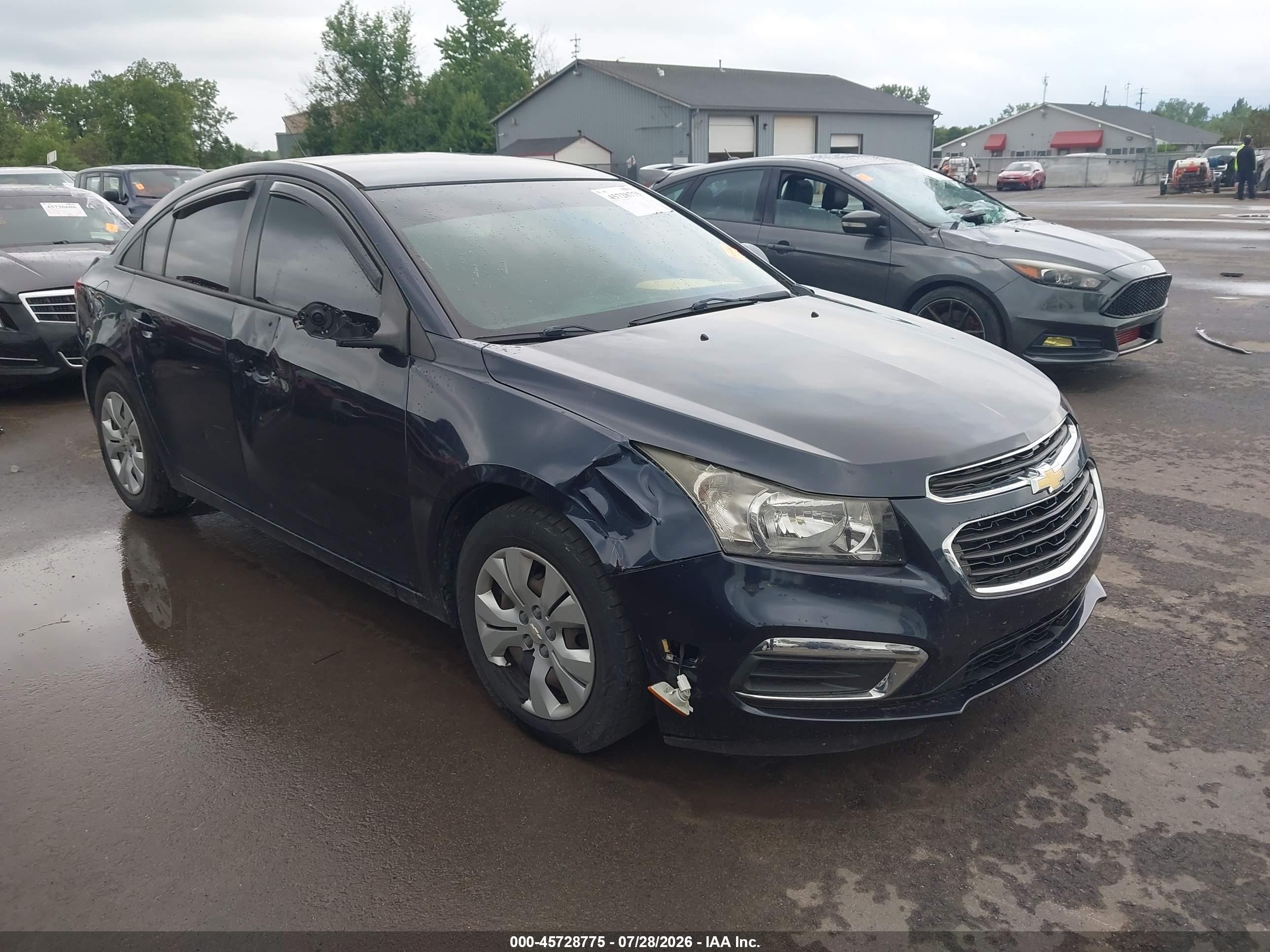 2015 Chevrolet Cruze LS, VIN 1G1PA5SH2F7294344 — Side