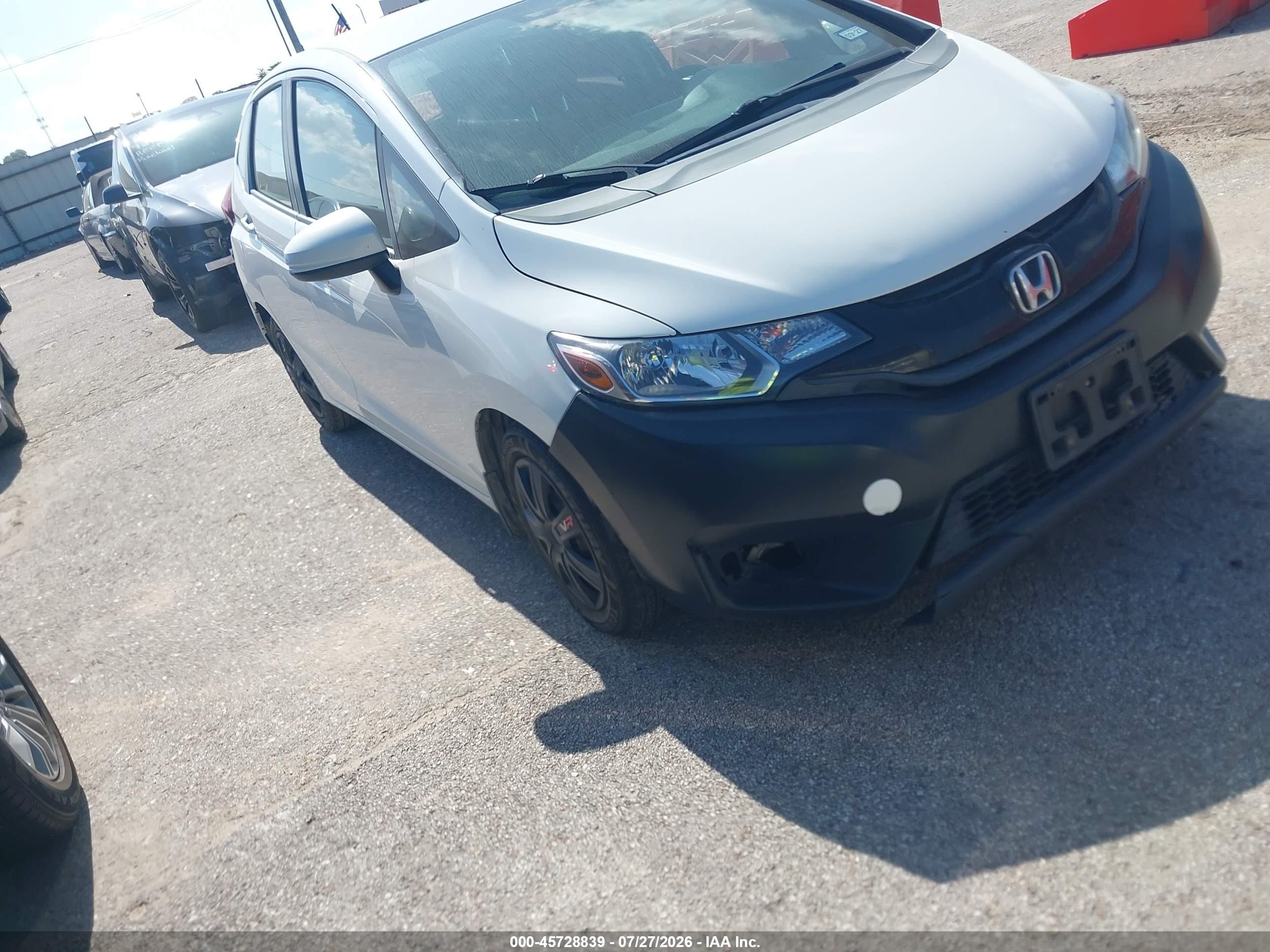 2015 Honda Fit LX, VIN 3HGGK5H59FM785311 — Normal wear
