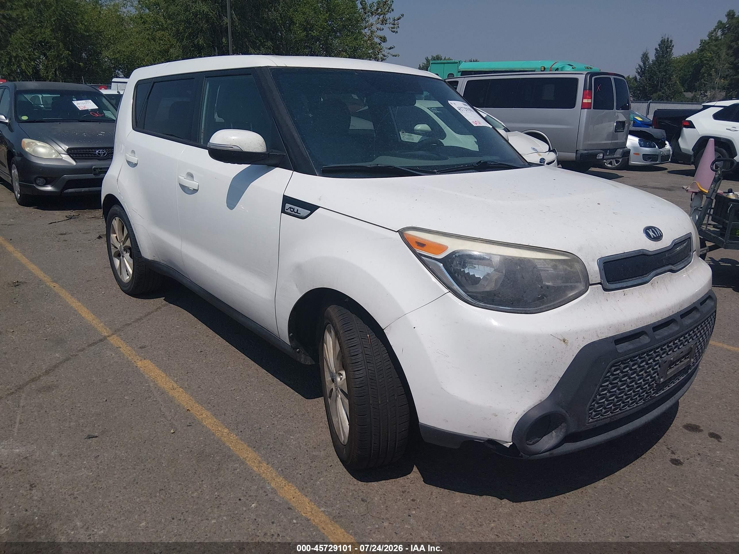 2014 Kia Soul +, VIN KNDJP3A52E7073395 — Normal wear