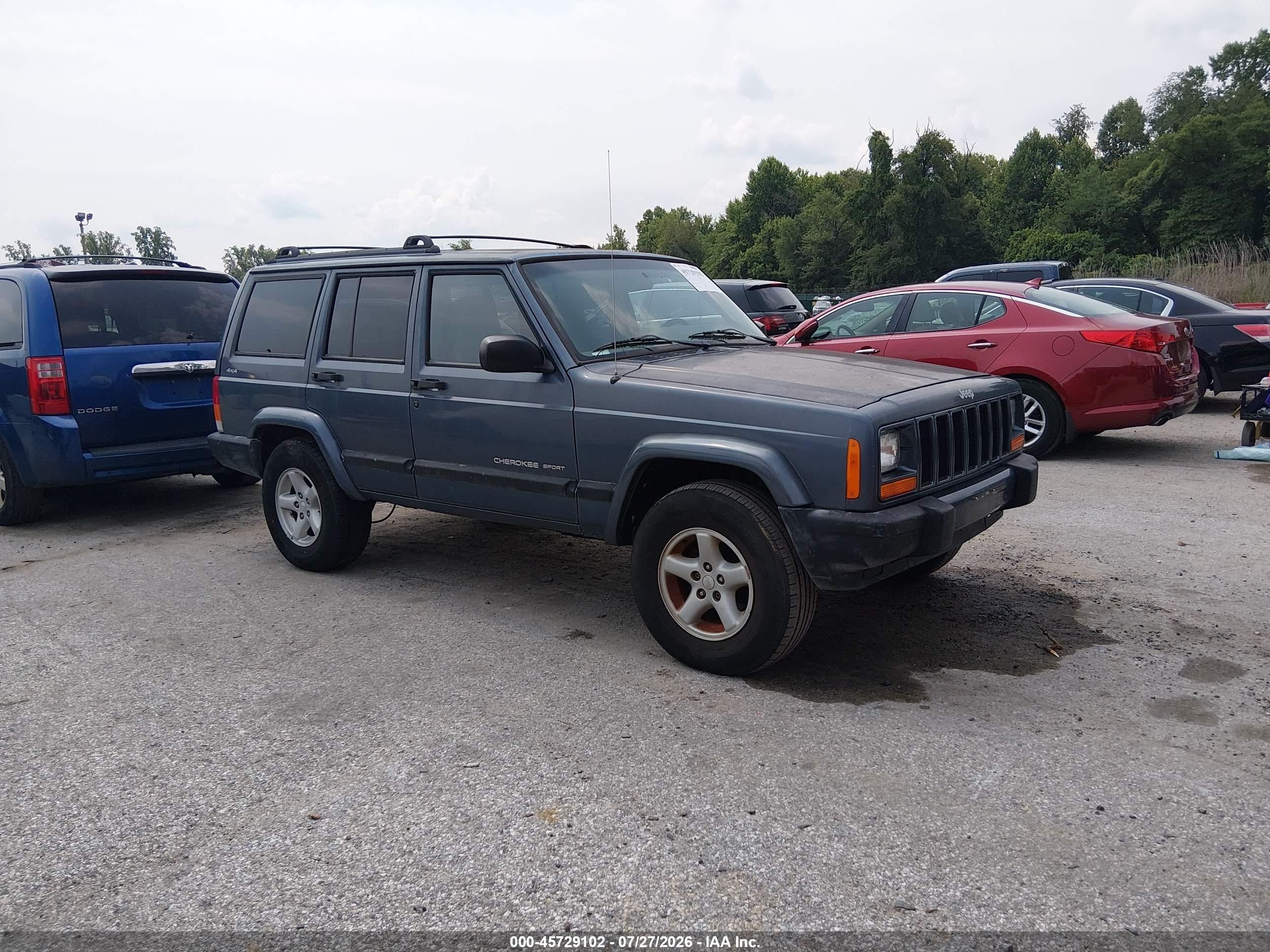 2001 Jeep Cherokee Sport, VIN 1J4FF48S21L579380 — Normal wear