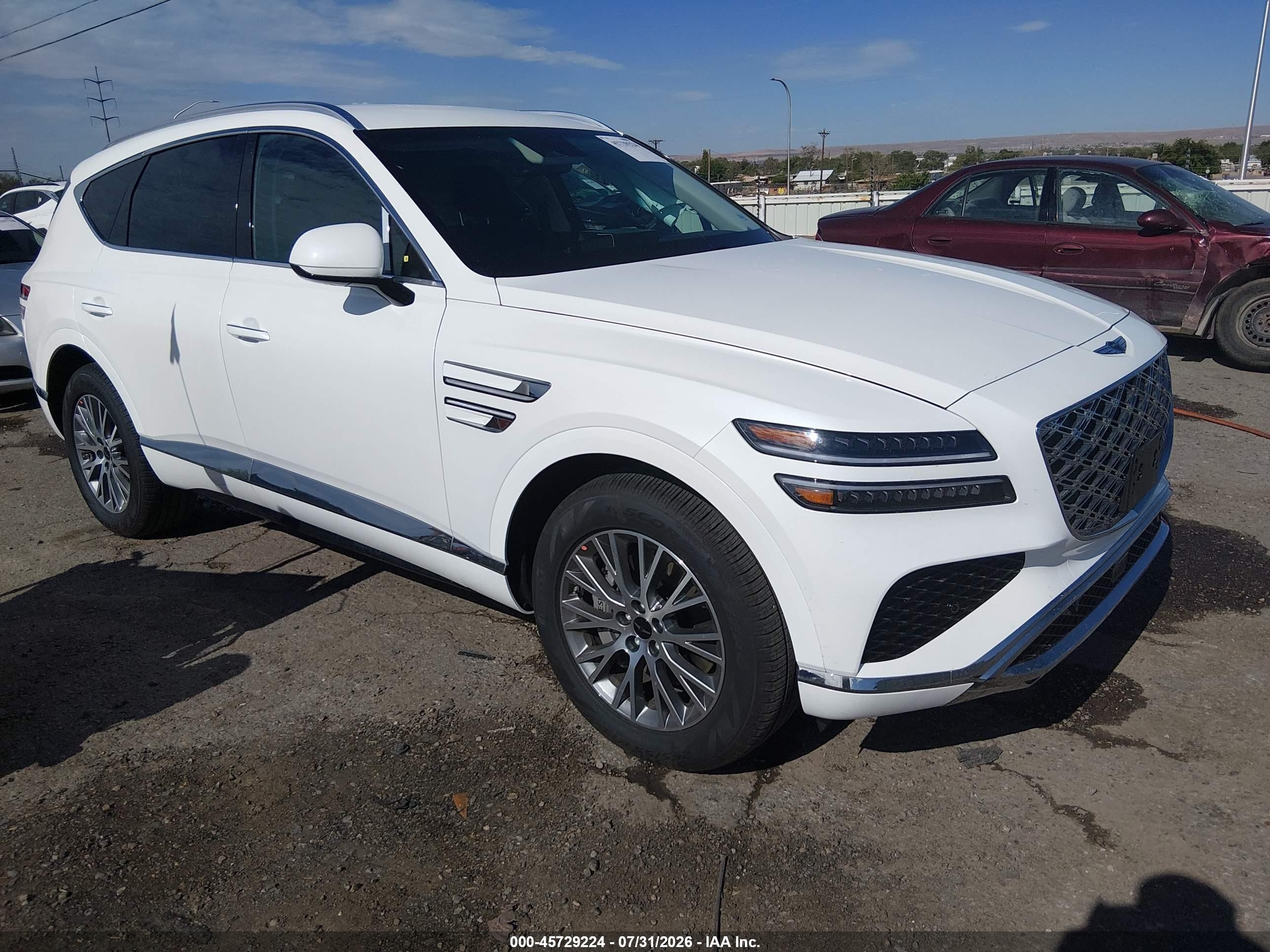 2026 Genesis GV80 2.5T, VIN KMUHFESB4TU354305 — Front end
