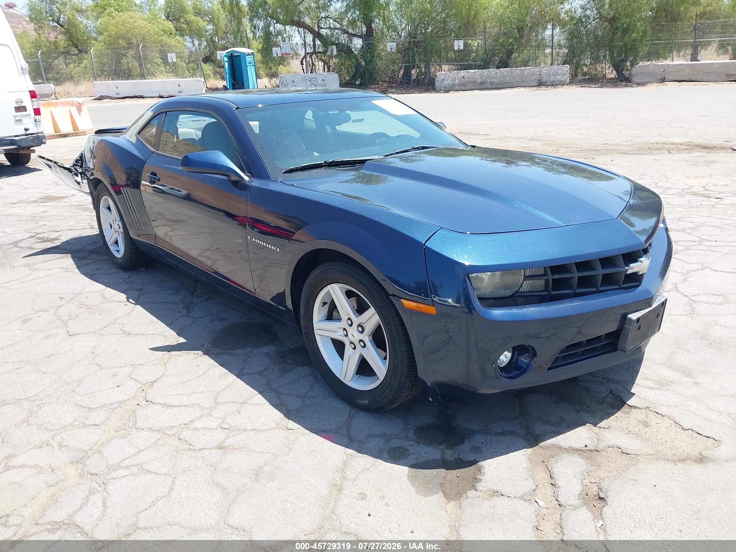 2012 Chevrolet Camaro 1LT, VIN 2G1FB1E37C9198074 — Rear end